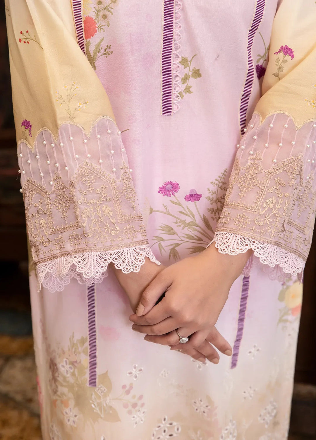 Nana Ka Ghar by Meerak Pret Chikankari Lawn 3 Piece Suit Tabassum