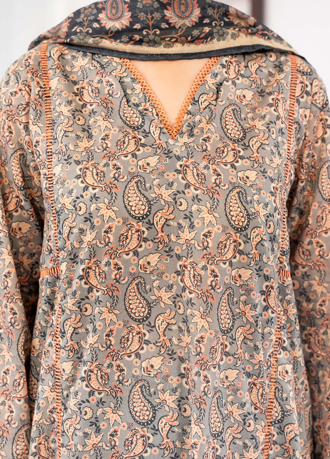 Narmin by Narkins Printed Lawn Suits Unstitched 3 Piece NBN25PL Nusl 3305 - Summer Collection