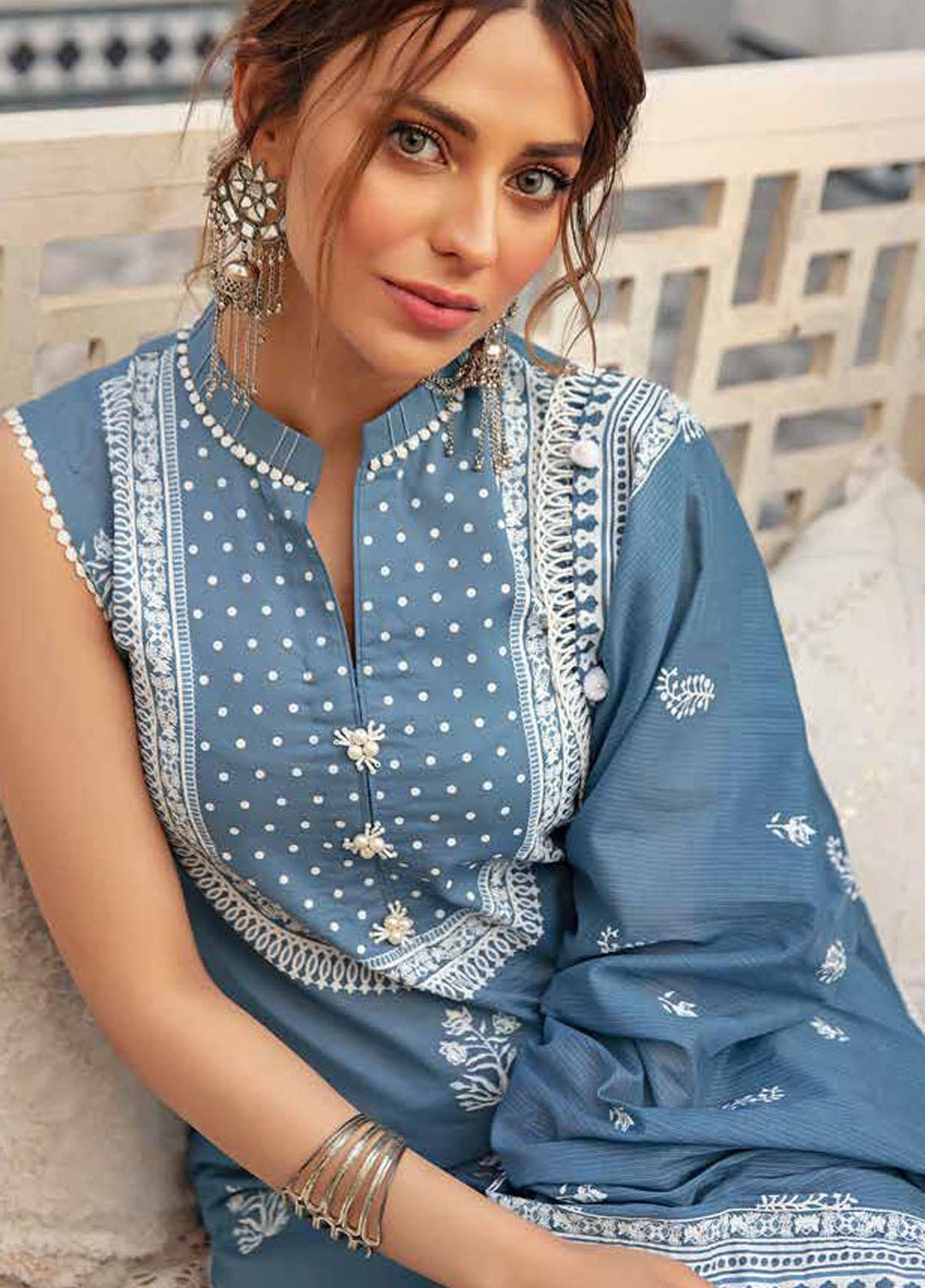 Nayaab By Gul Ahmed Printed Dobby Suits Unstitched 3 Piece GA22N DB-22008A - Summer Collection