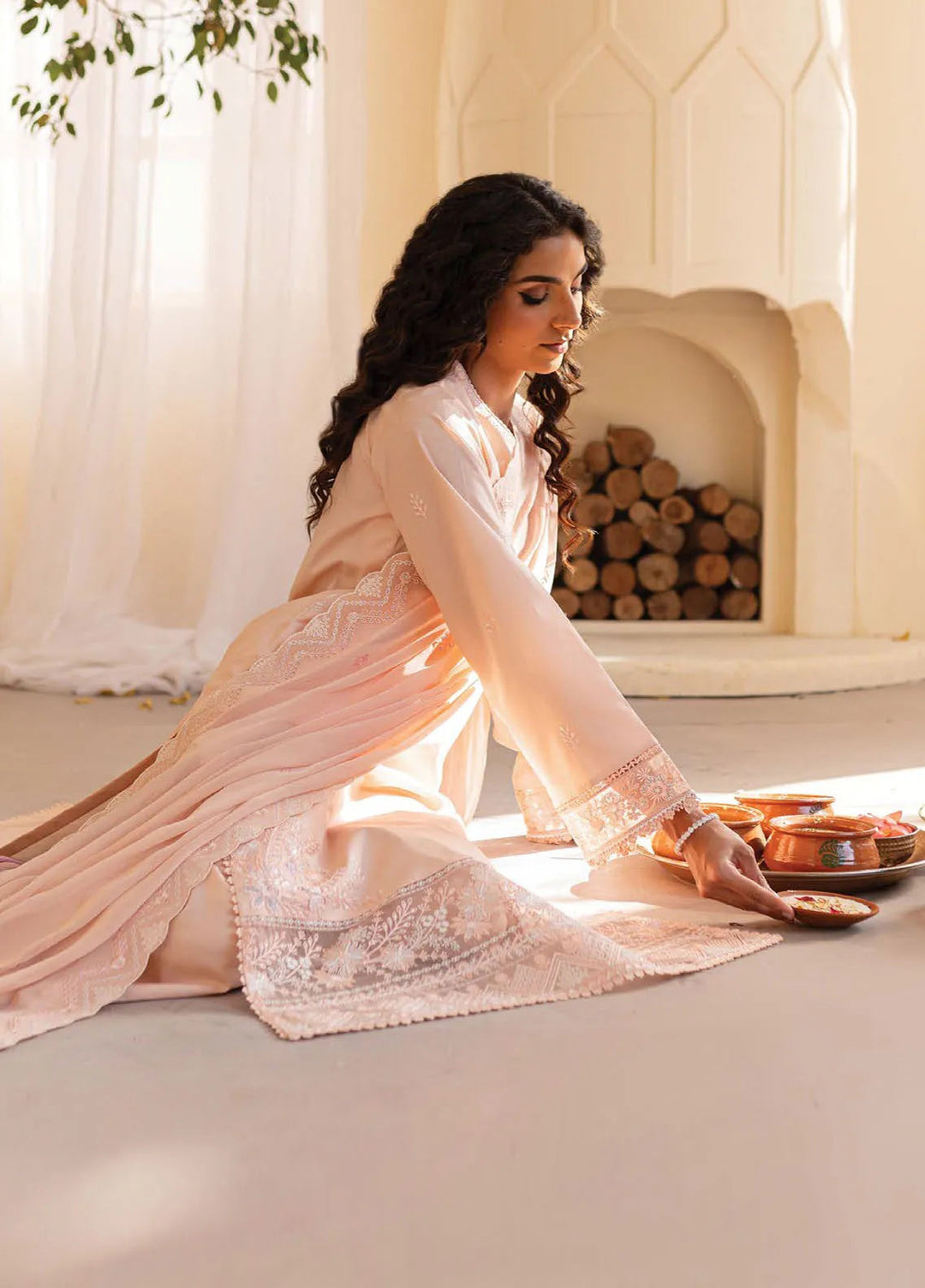 Nayaab by Seran Embroidered Lawn Suits Unstitched 3 Piece SRN25NE D-04 Izza - Festive Collection