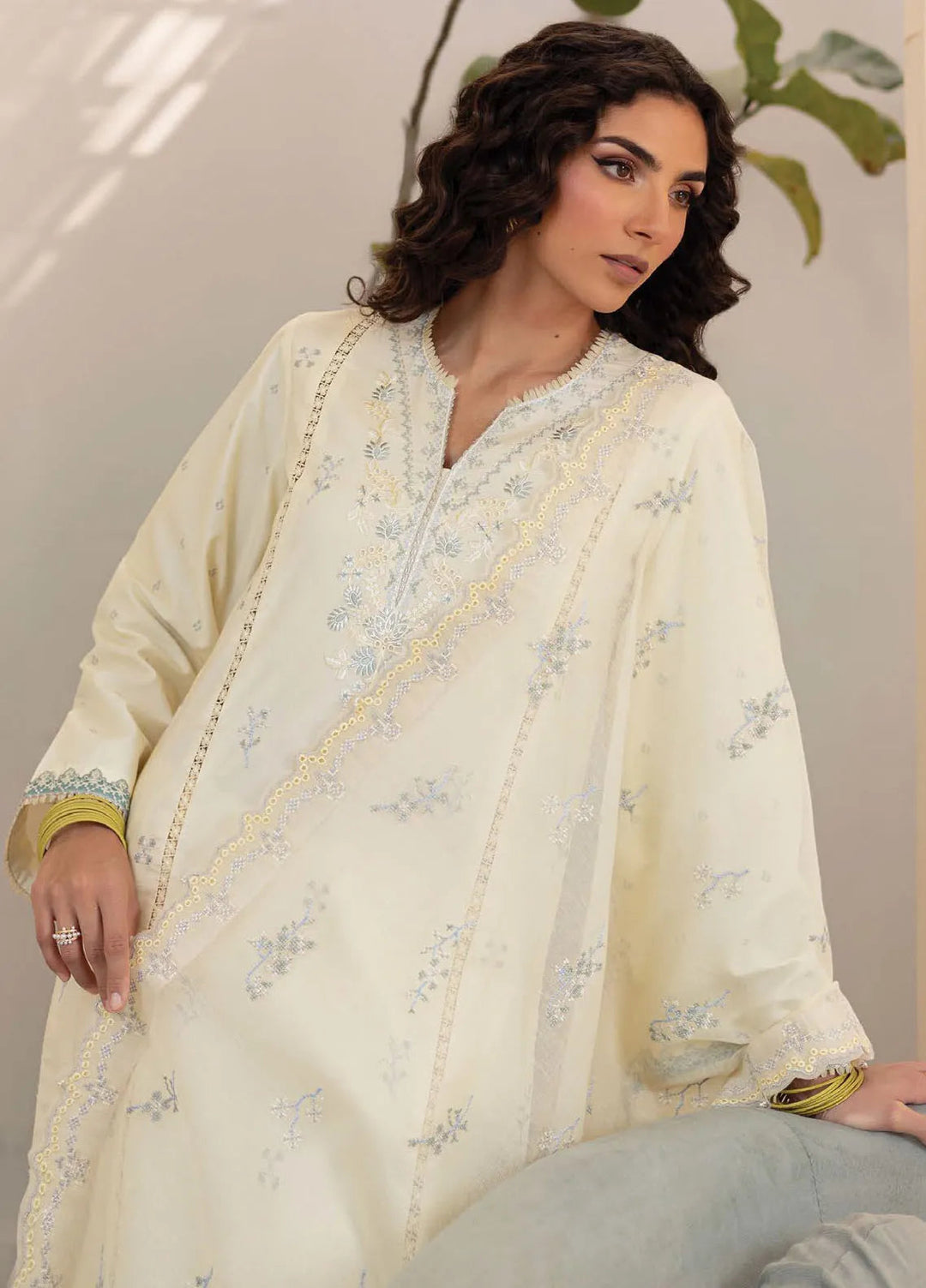 Nayaab by Seran Embroidered Lawn Suits Unstitched 3 Piece SRN25NE D-06 Hina - Festive Collection