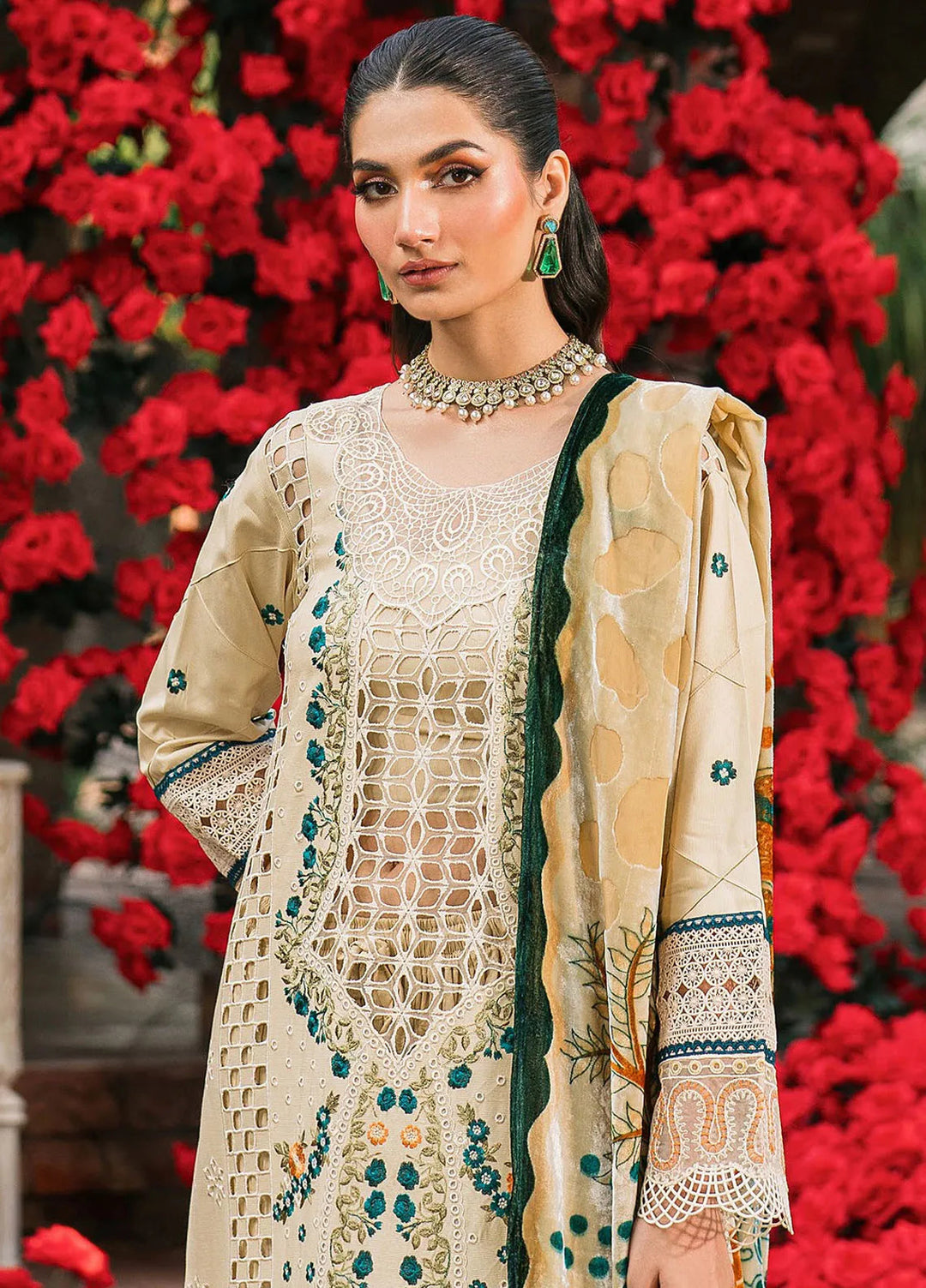 Nazakat By Mahnur Embroidered Corduroy Suit Unstitched 3 Piece MN24N D-13 Zeya - Winter Collection