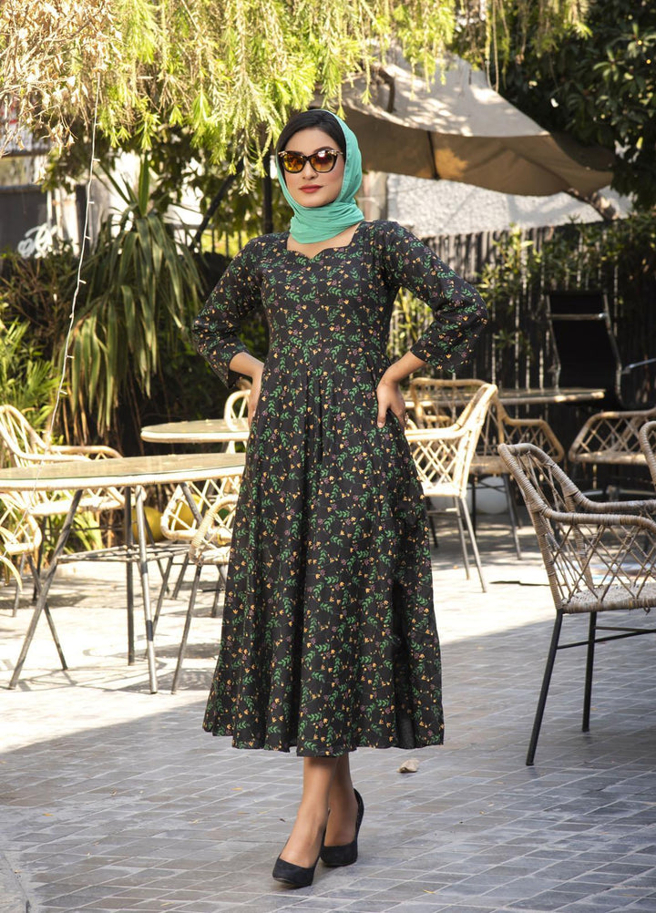 Nazmina Pret  Lawn Western Dress FR-600 SUMMER BLOOM