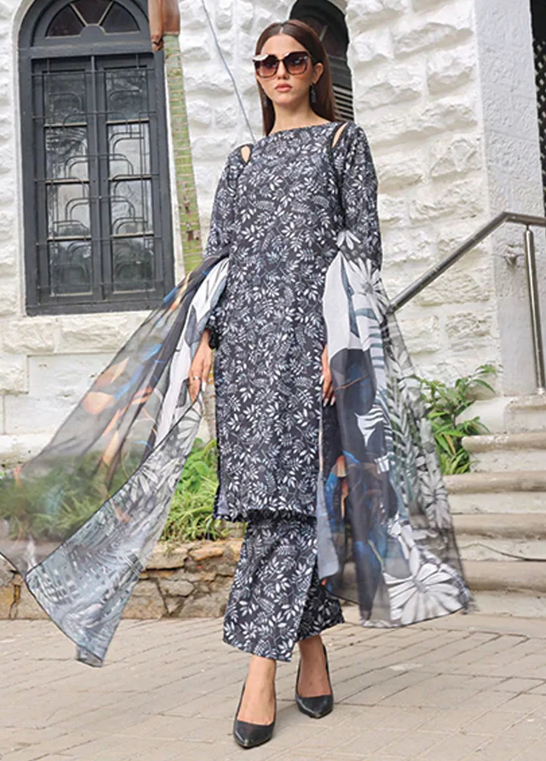 Nazmina Pret Casual Swiss Lawn 3 Piece Suit Effervescent LD-12