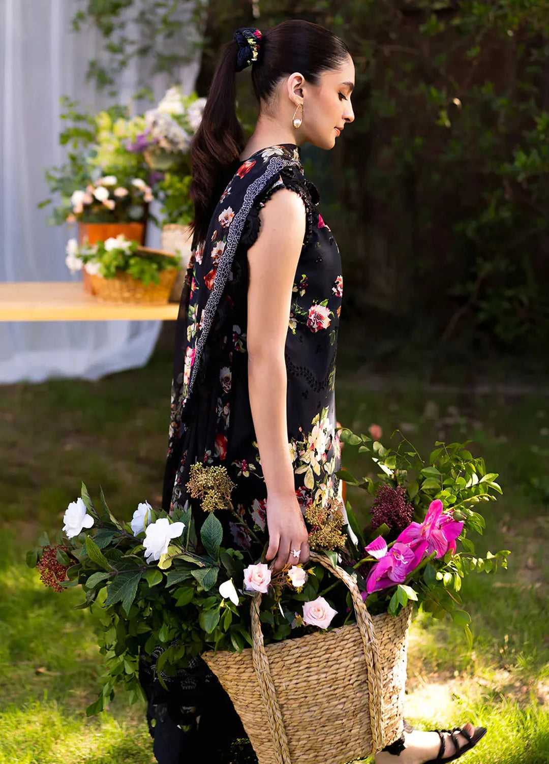 Neeshay Embroidered Lawn Suit Unstitched 3 Piece NSH24P Noir - Summer Collection