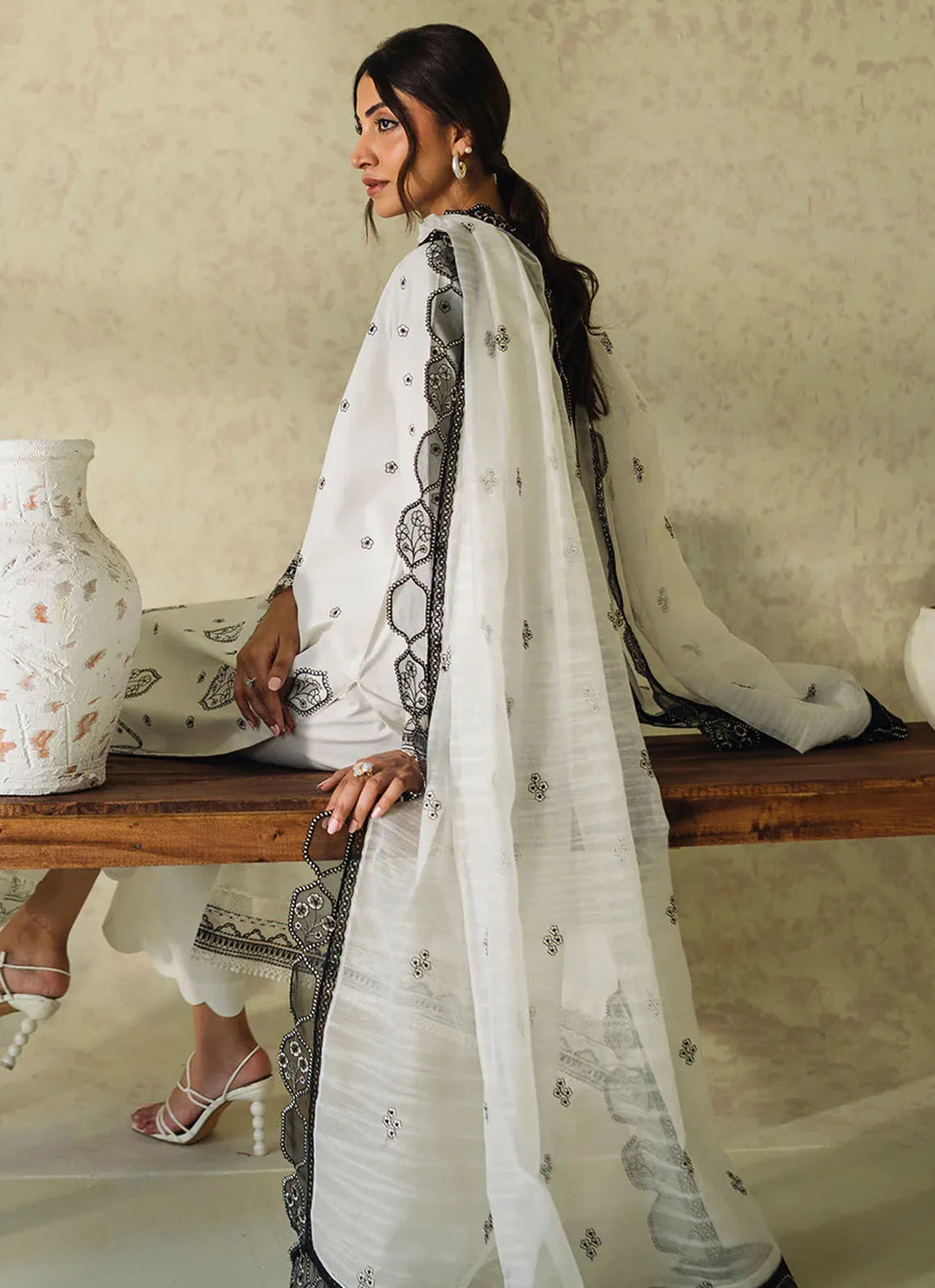 Neeshay Monochrome Embroidered Lawn Suit Unstitched 3 Piece NSH24M Lueur - Summer Collection
