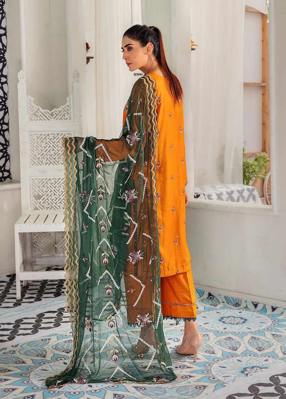 Noir By Humdum Embroidered Linen Suits Unstitched 3 Piece HD22N D-05 - Winter Collection