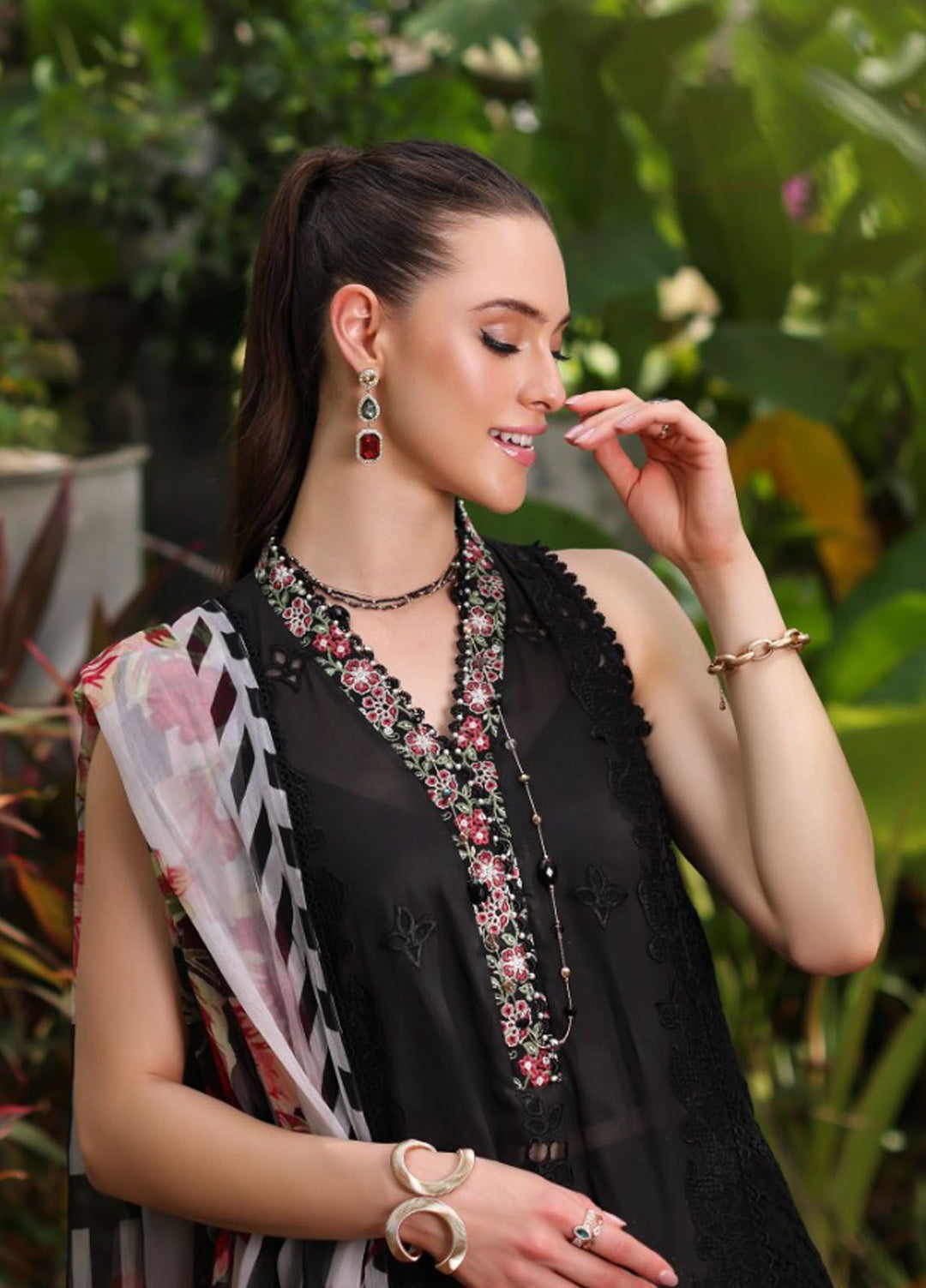 Noor By Saadia Asad Embroidered Lawn Suit Unstitched 3 Piece NSA24C D-6A - Luxury Summer Collection