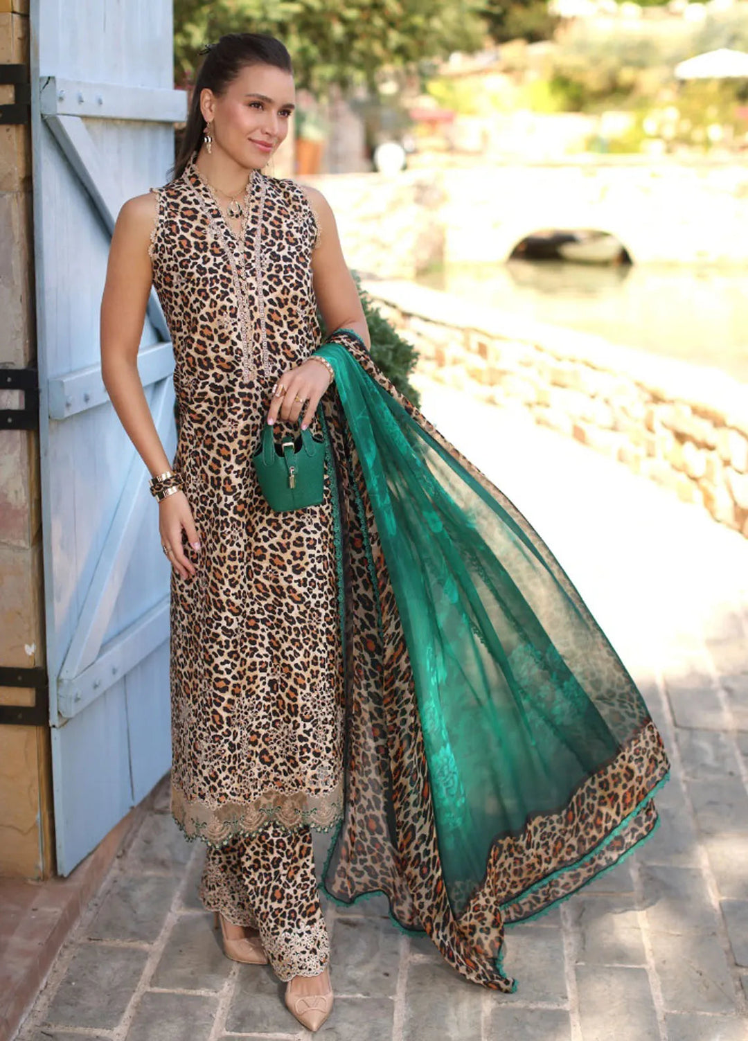 Noor by Saadia Asad Embroidered Lawn Suit Unstitched 3 Piece NSA25LC D-2 A - Summer Collection