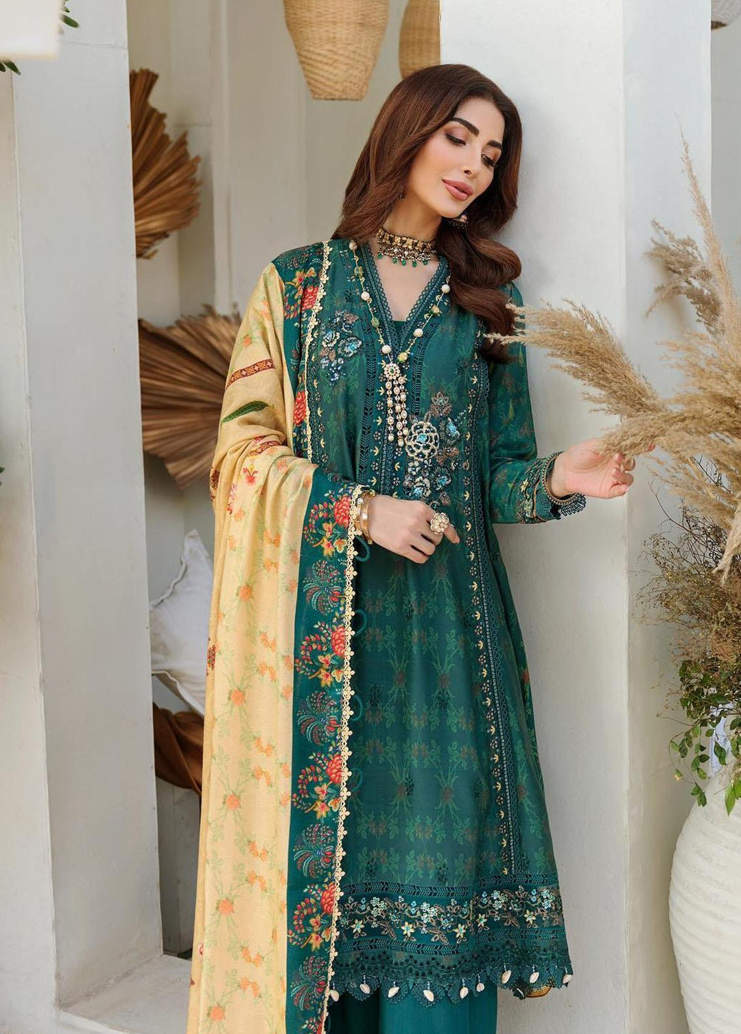 Noor By Saadia Asad Embroidered Linen Suits Unstitched 3 Piece NSA22W D6-B - Winter Collection