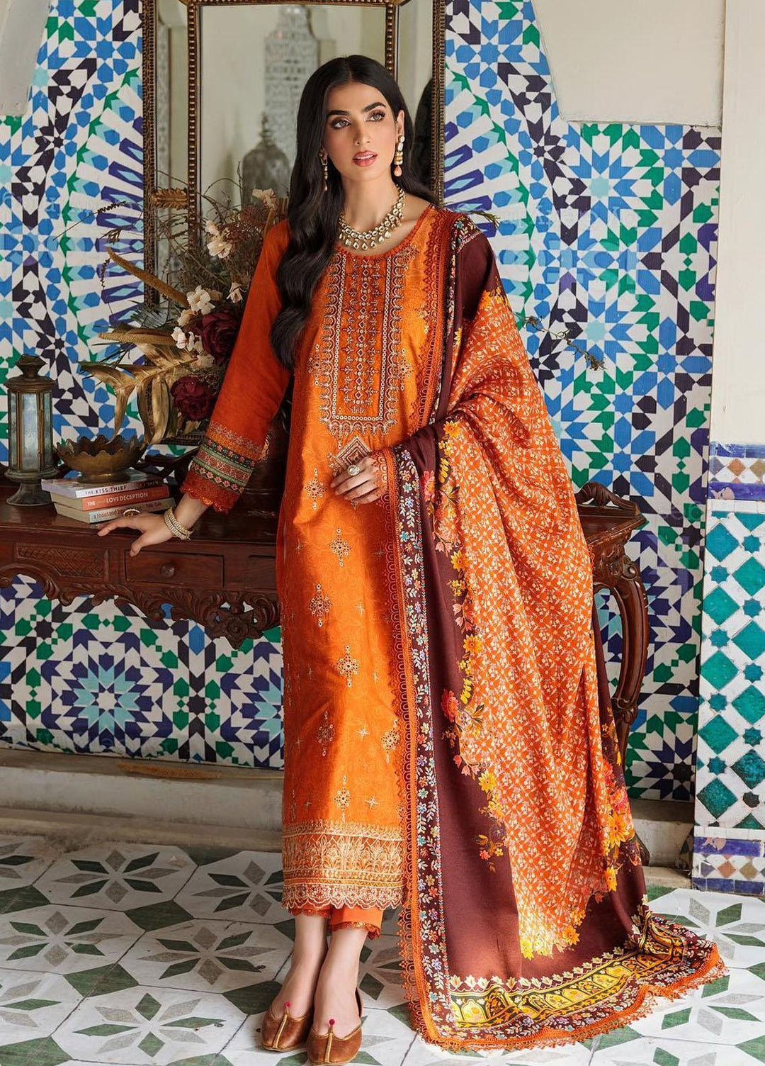 Noor By Saadia Asad Embroidered Linen Suits Unstitched 3 Piece NSA22W D8-A - Winter Collection