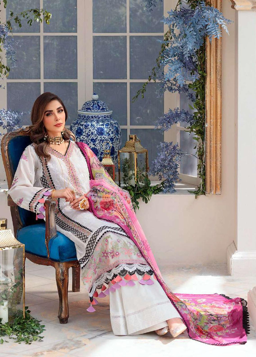 Noor By Saadia Asad Embroidered Lawn Suits Unstitched 3 Piece SA22CK D8-A - Luxury Collection
