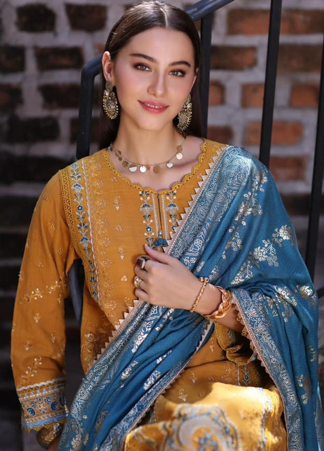 Noor By Saadia Asad Embroidered Khaddar Suits Unstitched 3 Piece NSA23WS D4 - Winter Collection