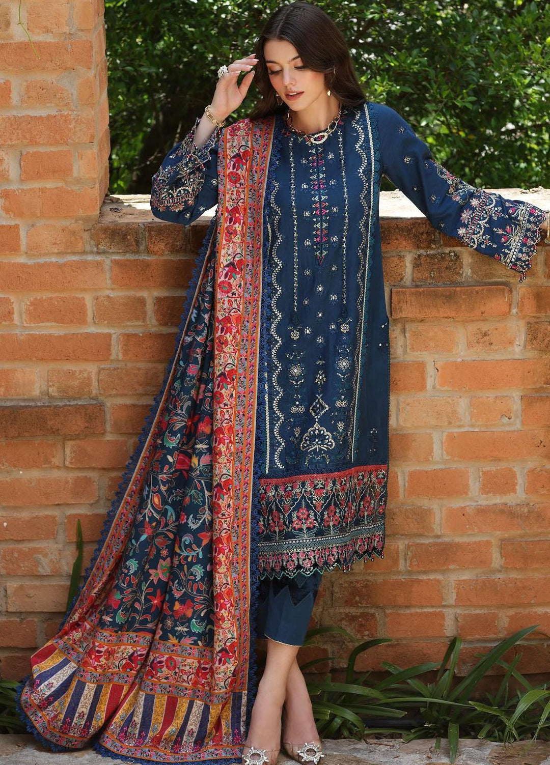 Noor By Saadia Asad Embroidered Khaddar Suits Unstitched 3 Piece NSA23WS D5 - Winter Collection