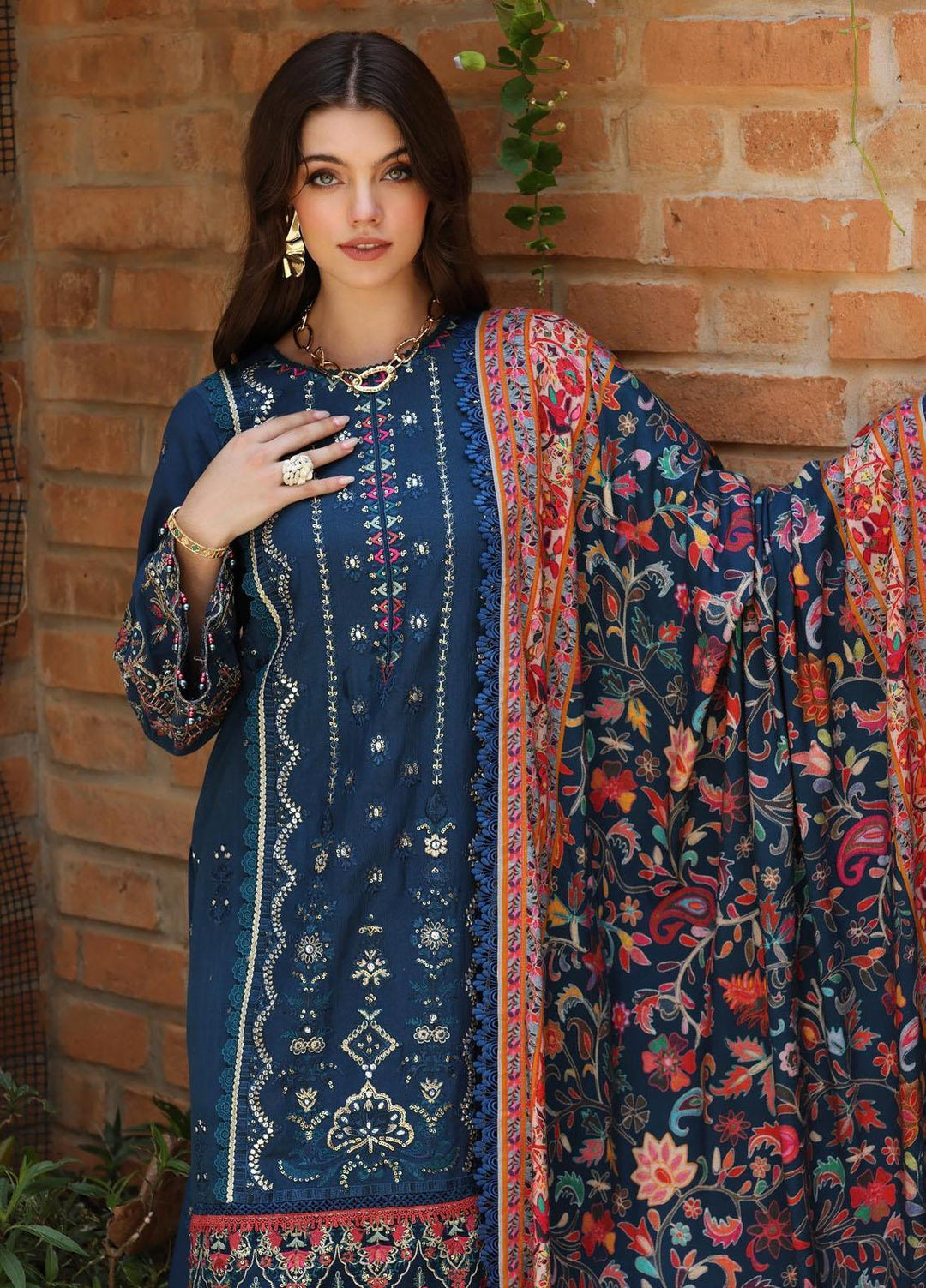Noor By Saadia Asad Embroidered Khaddar Suits Unstitched 3 Piece NSA23WS D5 - Winter Collection