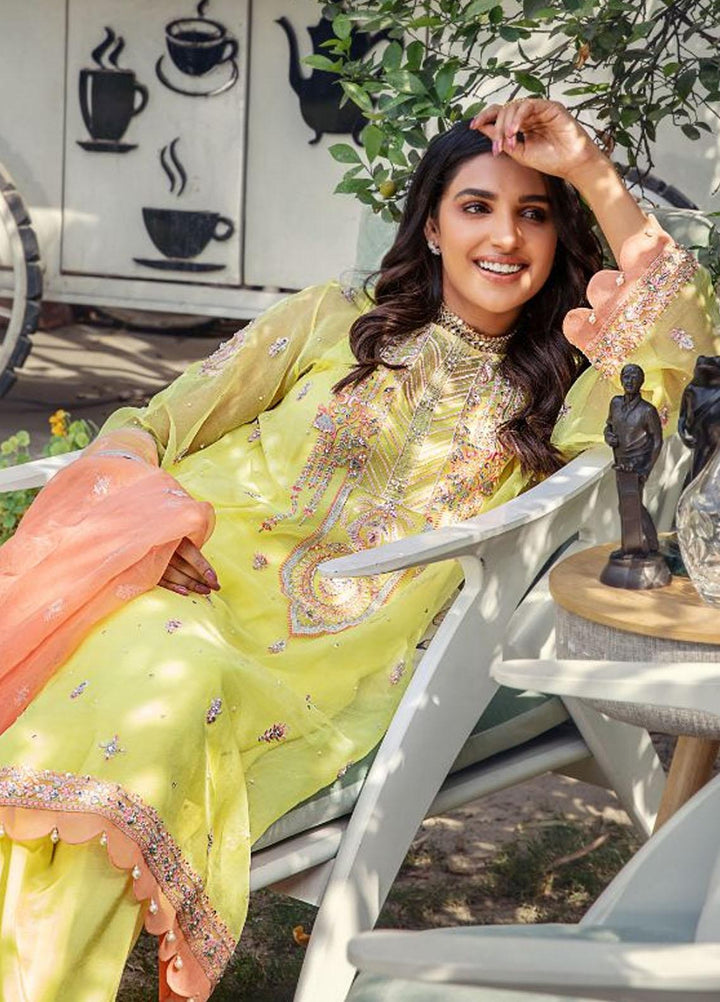 Malook By Shazia Ovais Pret Embroidered Organza 3 Piece Suit MLK23NJ Gulnaz