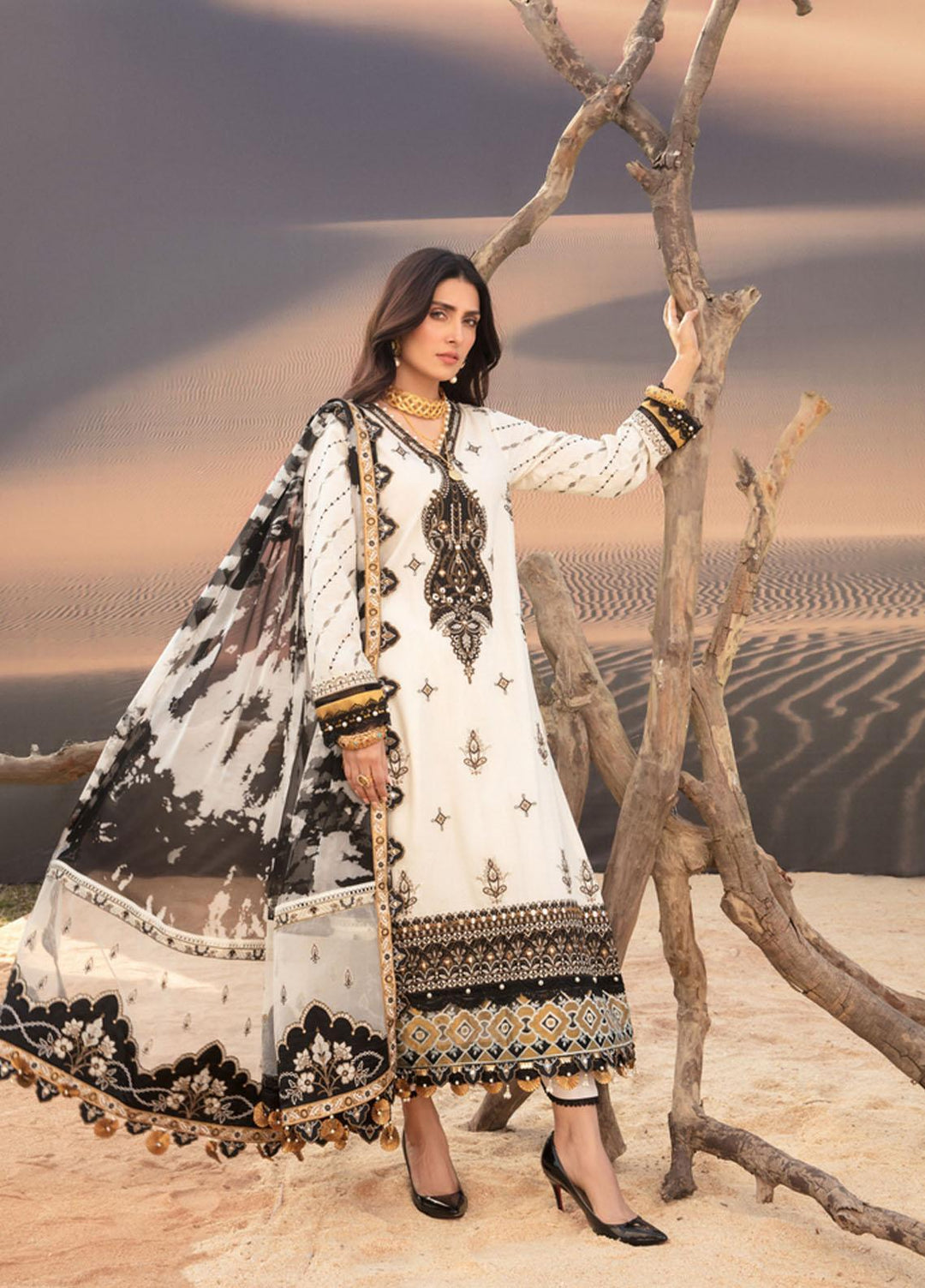 Noor by Saadia Asad Embroidered Lawn Suits Unstitched 3 Piece SA21NL 7B - Luxury Collection