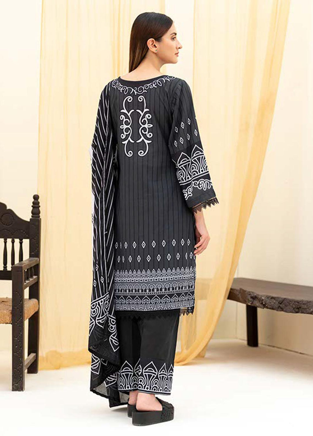 Noorma Kaamal Printed Lawn Suits Unstitched 3 Piece NK22BW 04 - Black & White Collection