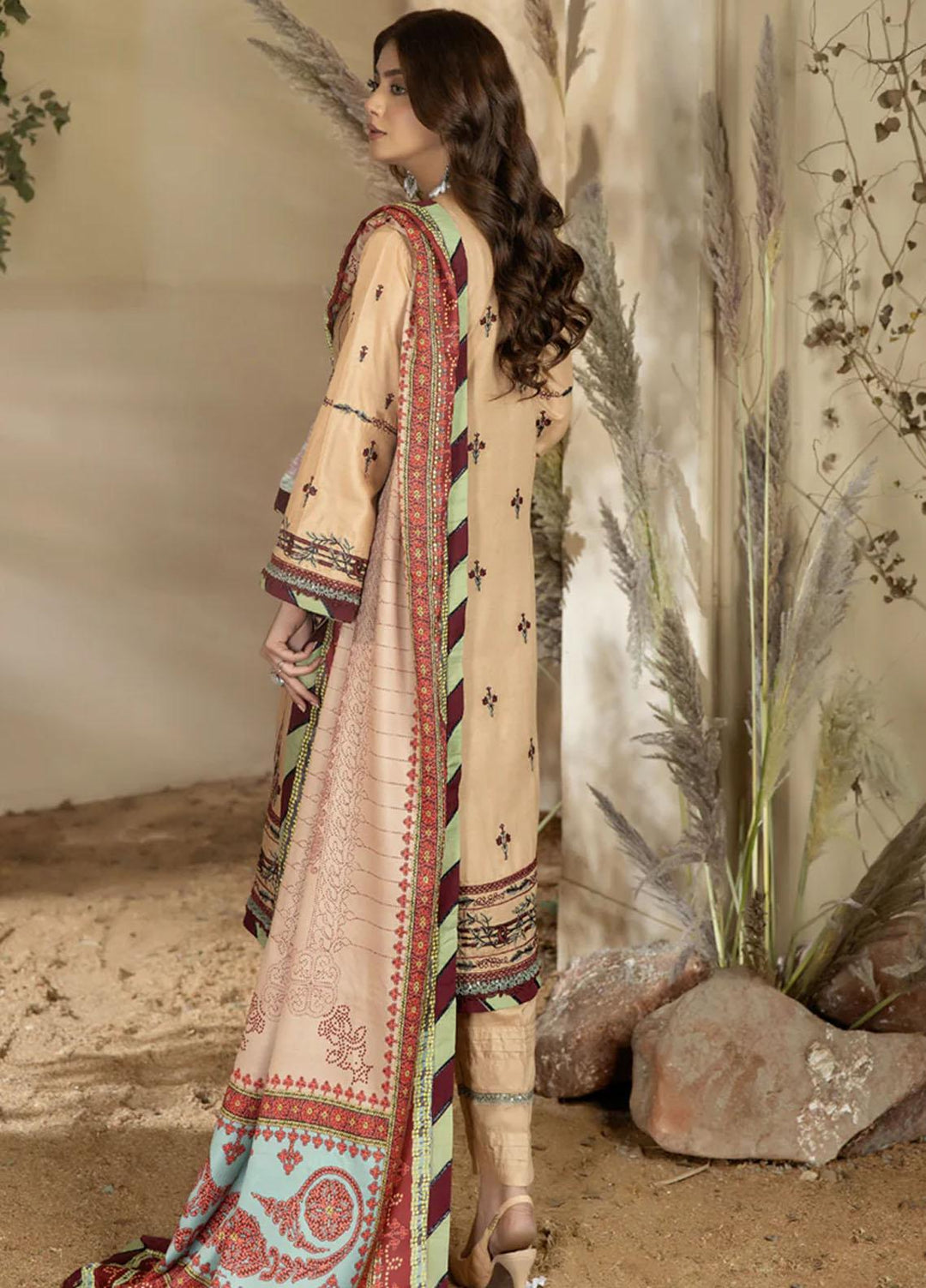 Noorma Kaamal Embroidered Linen Suits Unstitched 3 Piece NK23WL NK-LS-01 - Winter Collection