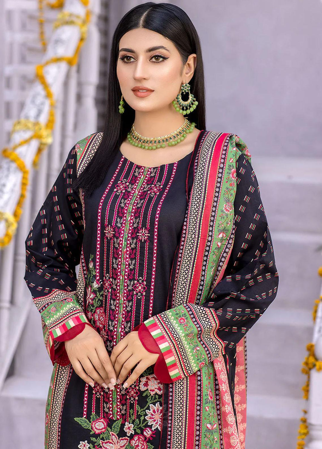 Nova By Safwa Embroidered Lawn Suits Unstitched 3 Piece SW23NL NVC-25 - Summer Collection