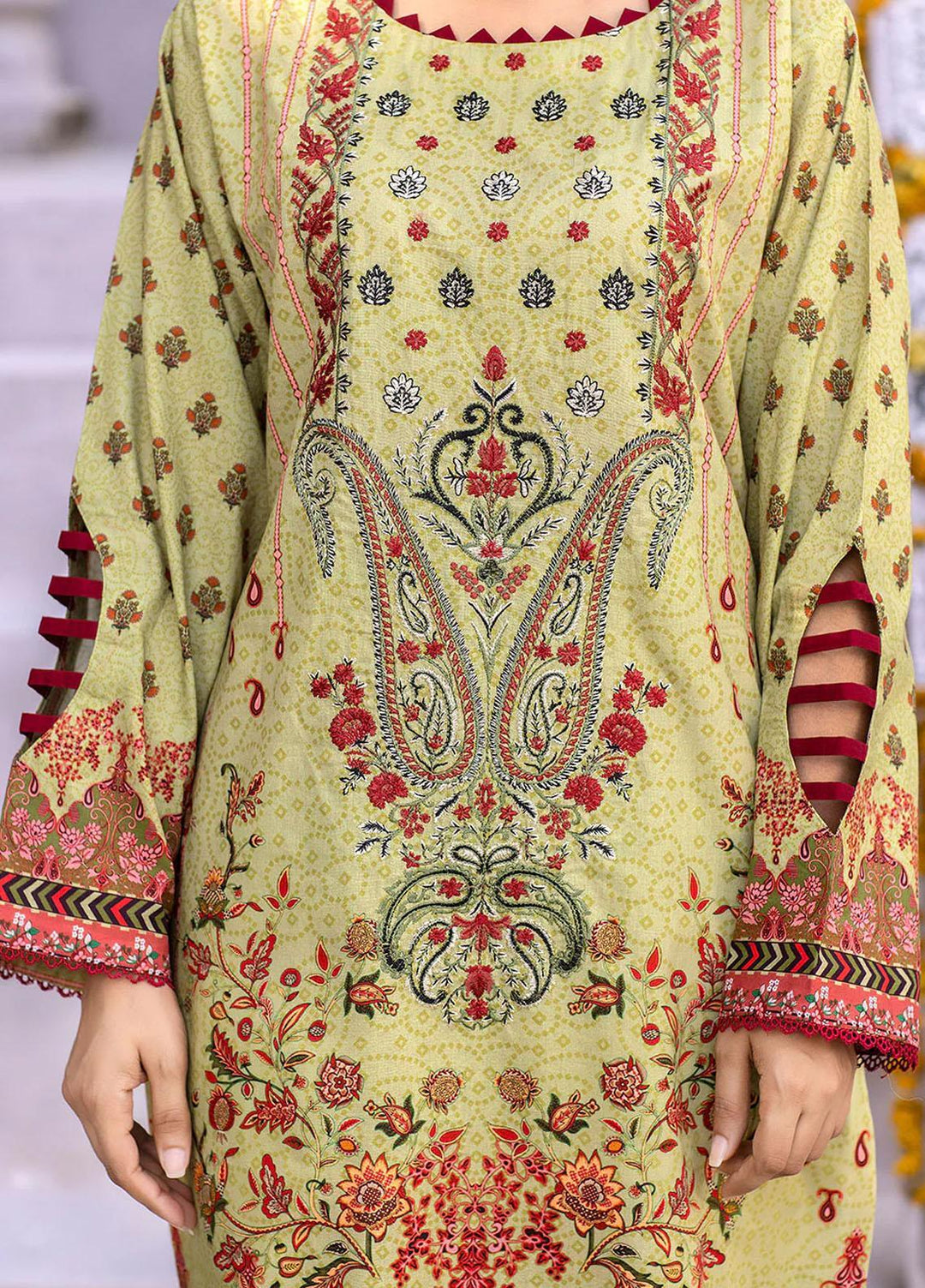 Nova By Safwa Embroidered Lawn Suits Unstitched 3 Piece SW23NL NVC-26 - Summer Collection