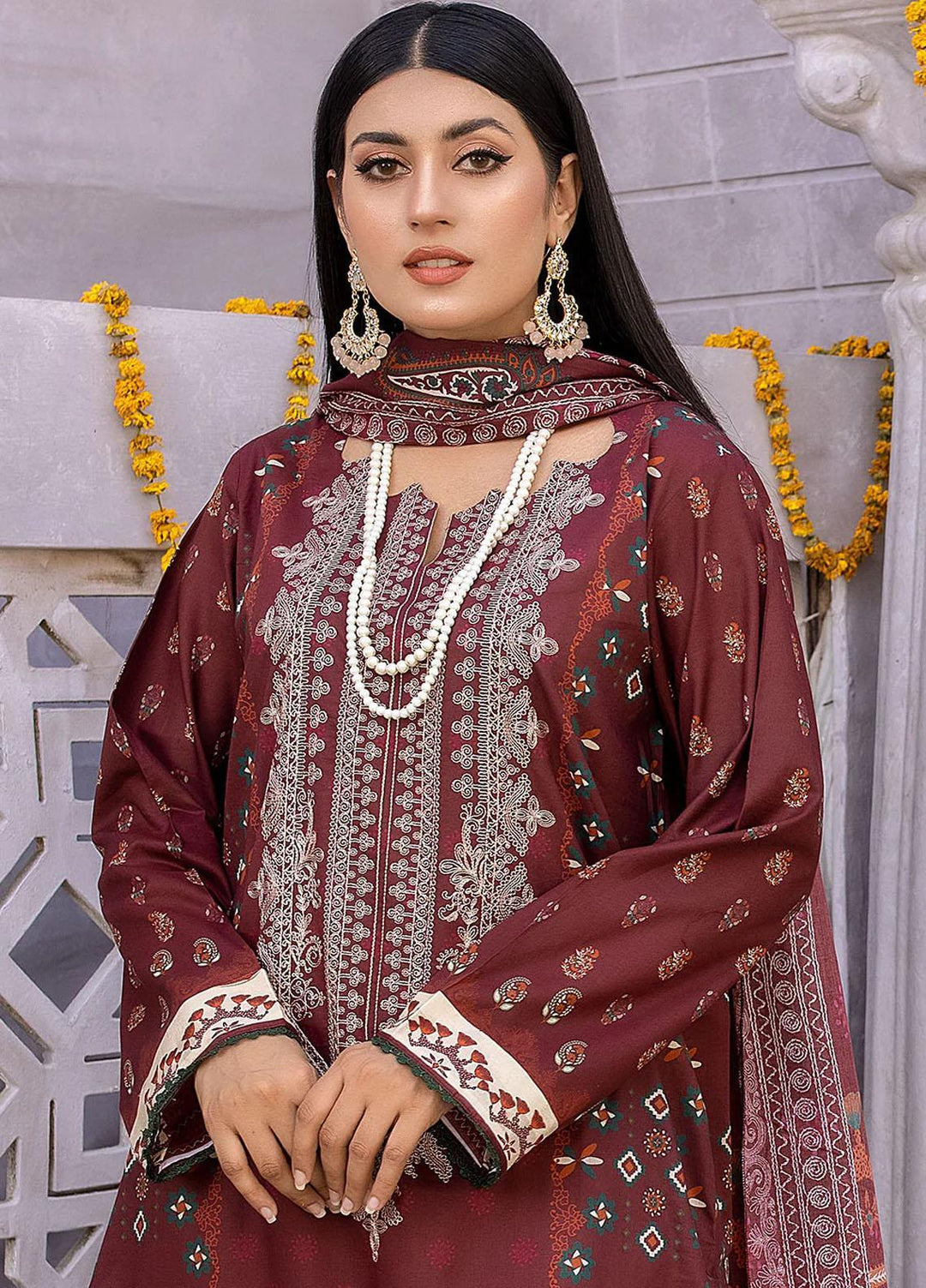 Nova By Safwa Embroidered Lawn Suits Unstitched 3 Piece SW23NL NVC-27 - Summer Collection