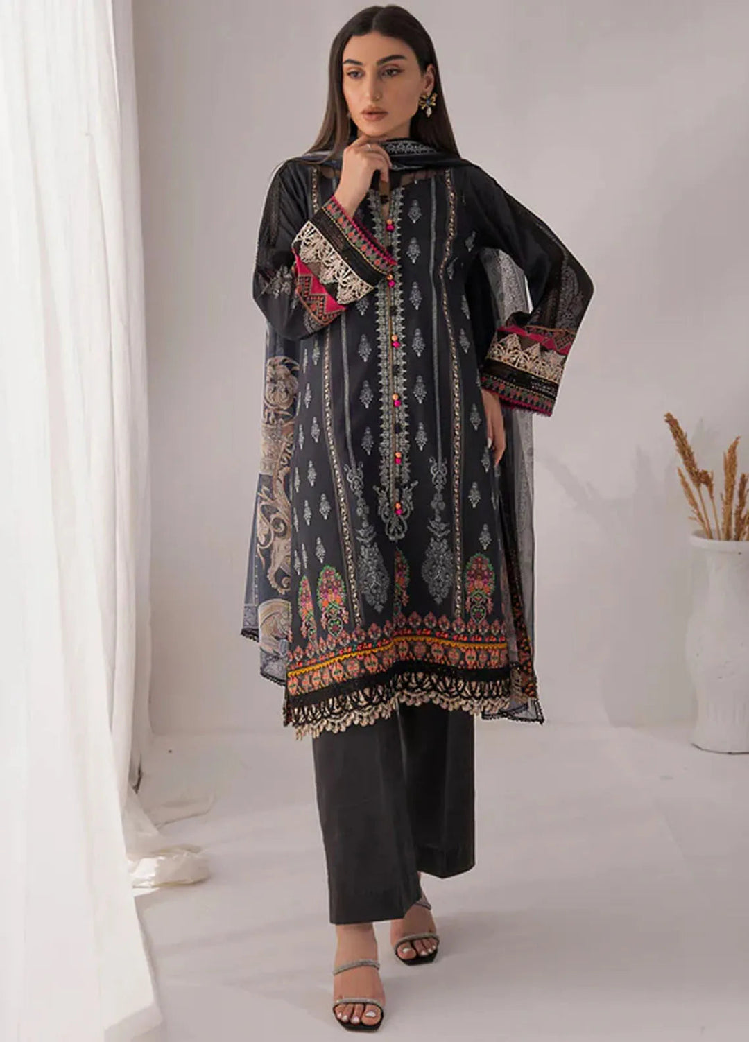 Nur By Shazme Printed Lawn Suit Unstitched 3 Piece SHZ24N SH-01 Amelia - Summer Collection