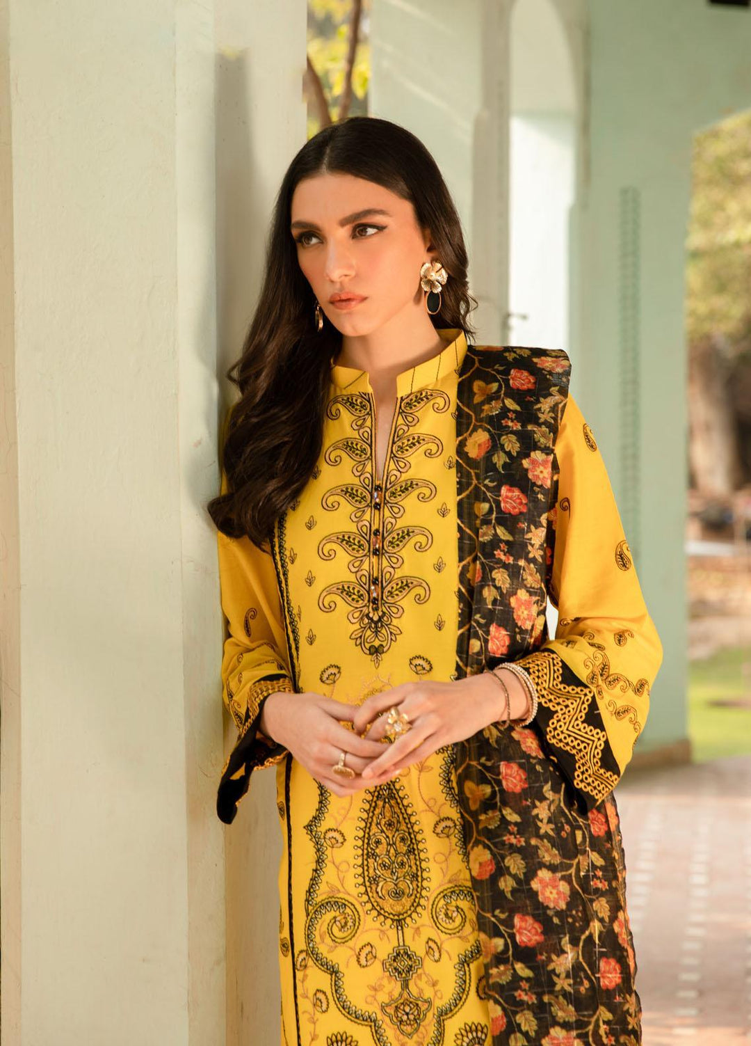Nur-E-Nazar by Parishay Embroidered Lawn Suits Unstitched 3 Piece PRS22NN Felicity - Summer Collection