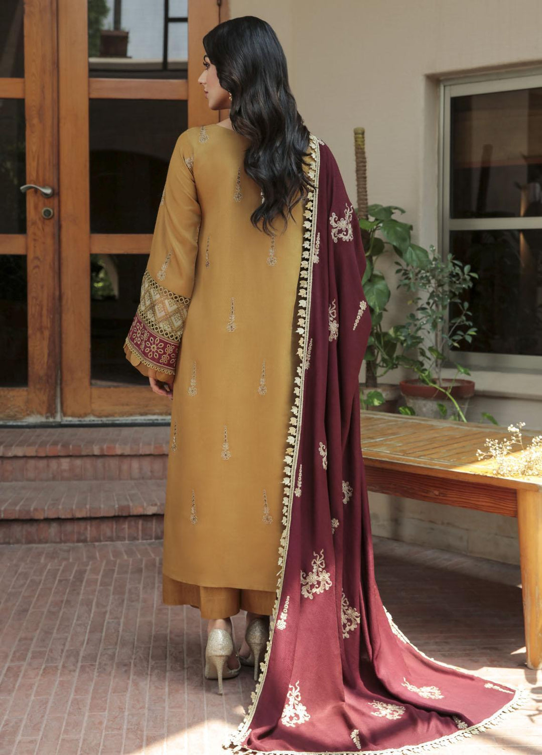 Nuray-e-Nazar by Parishay Embroidered Viscose Suits Unstitched 3 Piece PRS22WNN D-01 - Winter Collection