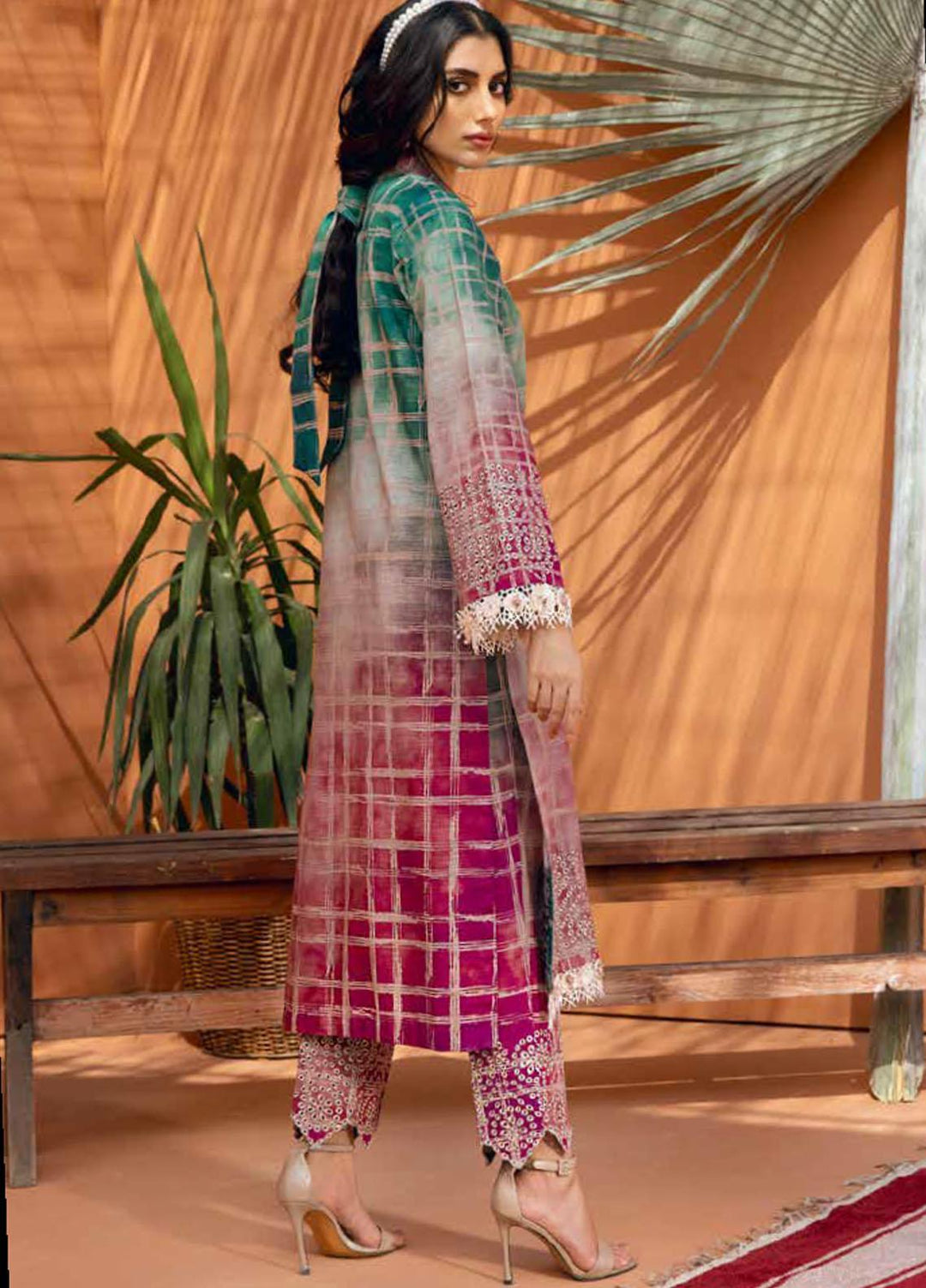 Nureh Embroidered Chikankari Khaddar Suits Unstitched 2 Piece NU21B-2 De Rose NU2-11 - Winter Collection