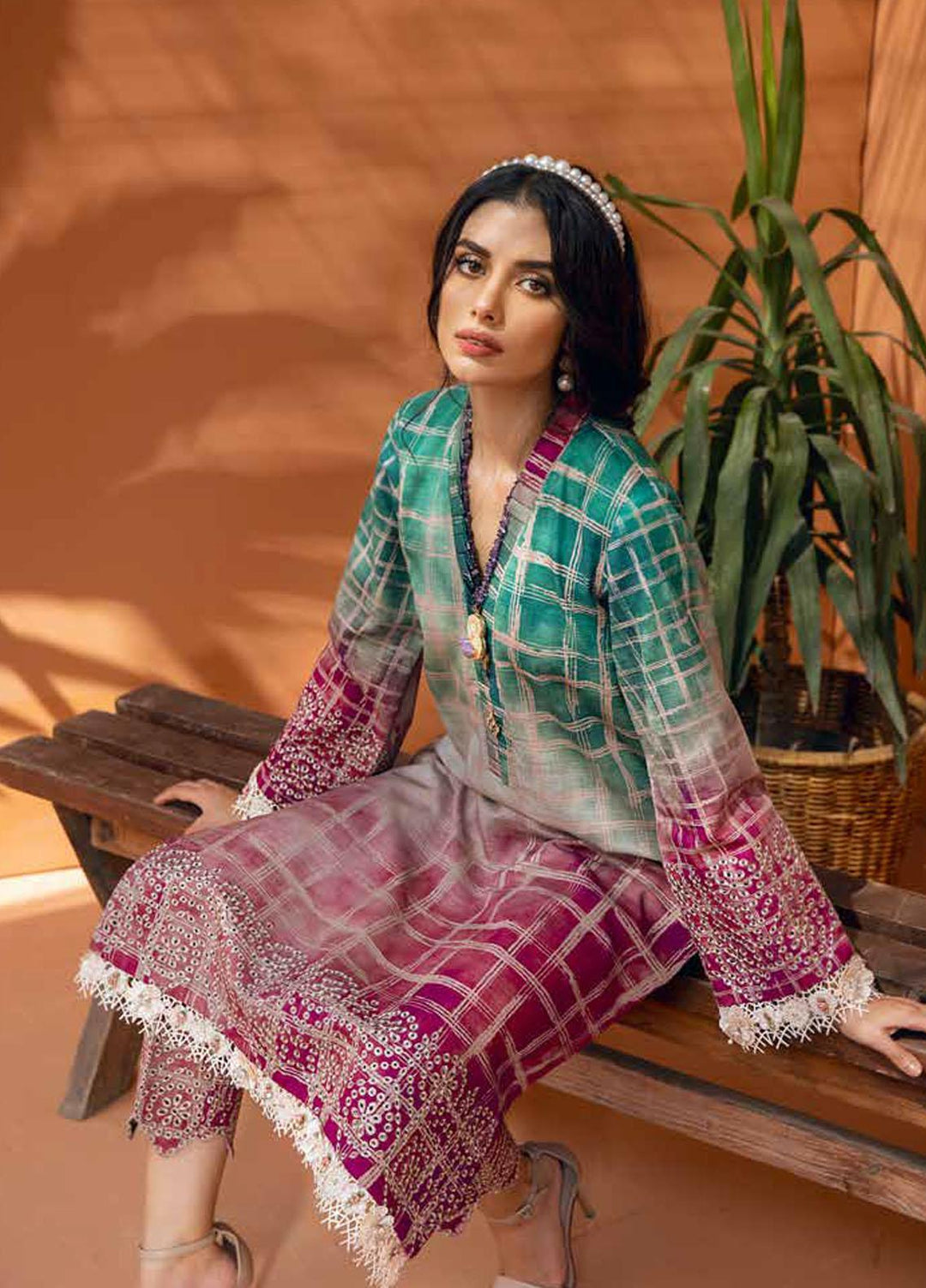 Nureh Embroidered Chikankari Khaddar Suits Unstitched 2 Piece NU21B-2 De Rose NU2-11 - Winter Collection