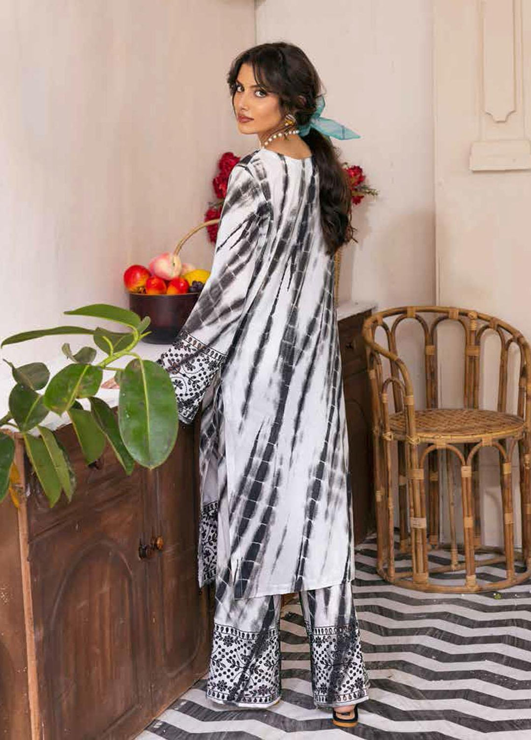 Nureh Embroidered Lawn Suits Unstitched 2 Piece NU22L NU2- 56 - Summer Collection