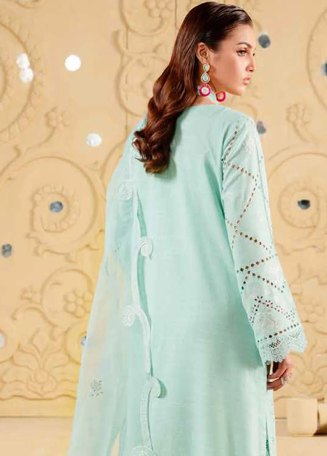 Nureh Embroidered Karandi Suits Unstitched 4 Piece NU25EK NE 134 - Winter Collection