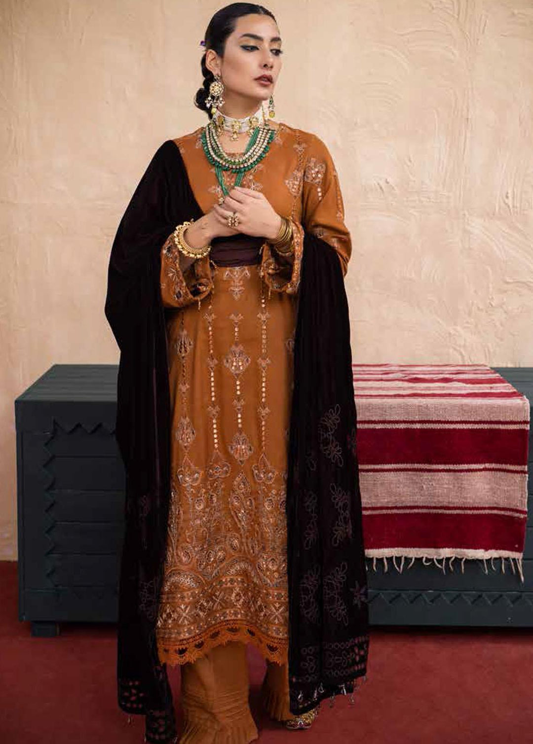 Nureh Embroidered Leather Peach Suits Unstitched 3 Piece NU22W NEP-21 - Winter Collection