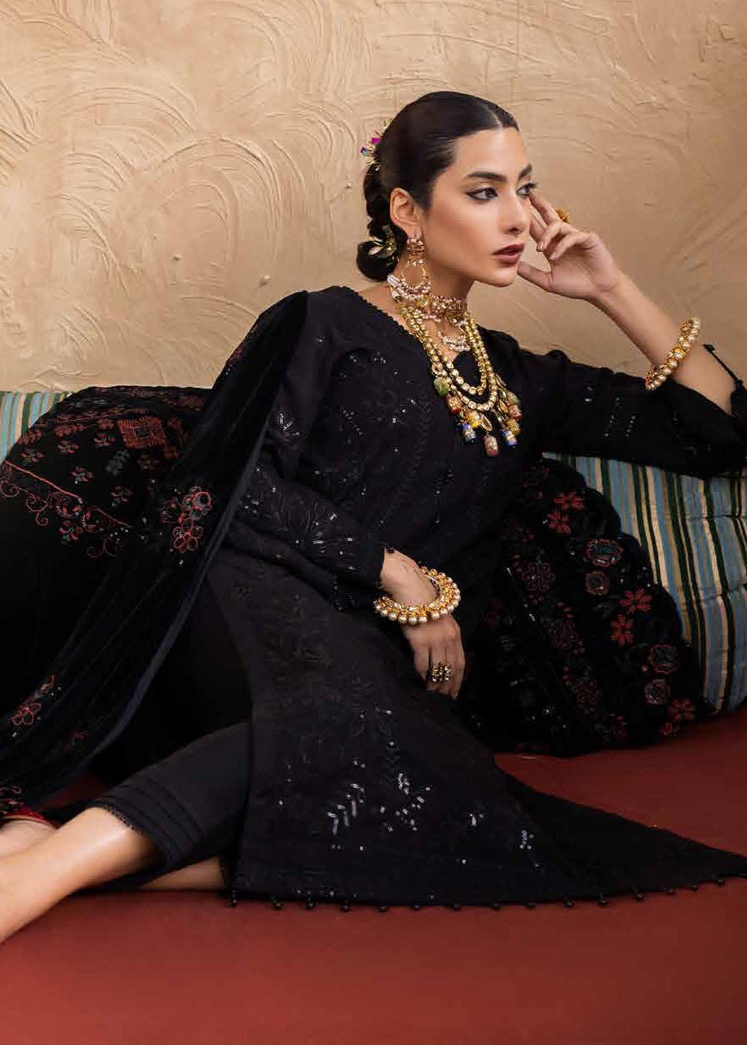 Nureh Embroidered Leather Peach Suits Unstitched 3 Piece NU22W NEP-23 - Winter Collection