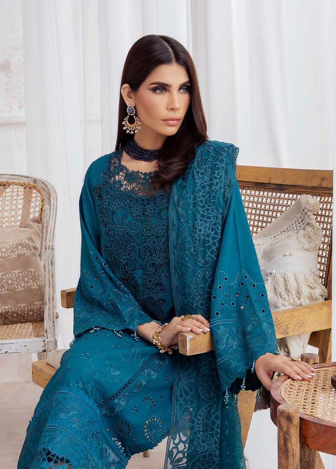 Nureh Embroidered Karandi Suits Unstitched 3 Piece NU23EK NE-42 - Winter Collection