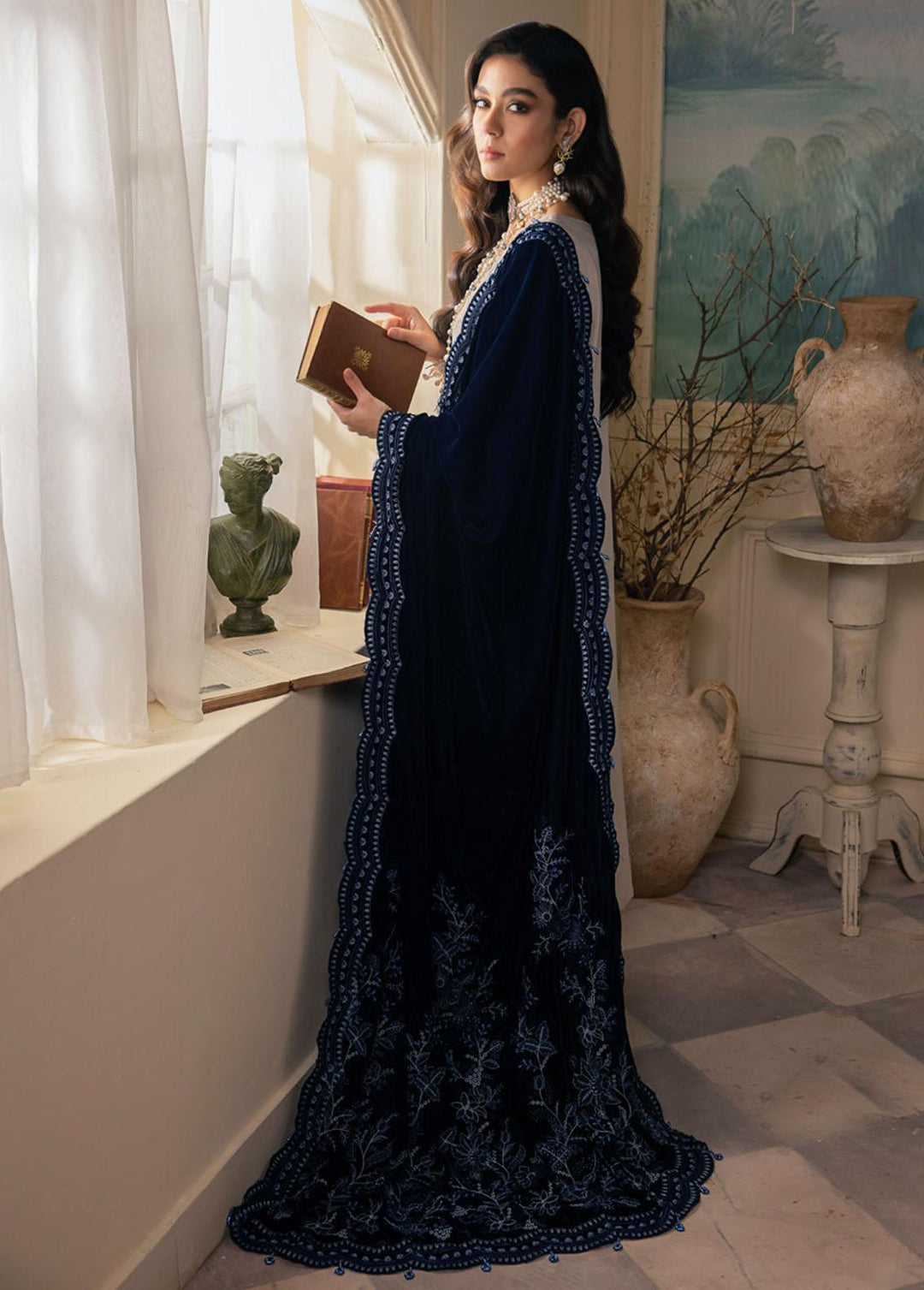 Nureh Embroidered Leather Peach Suits Unstitched 3 Piece NU23LV NE-68 - Winter Collection