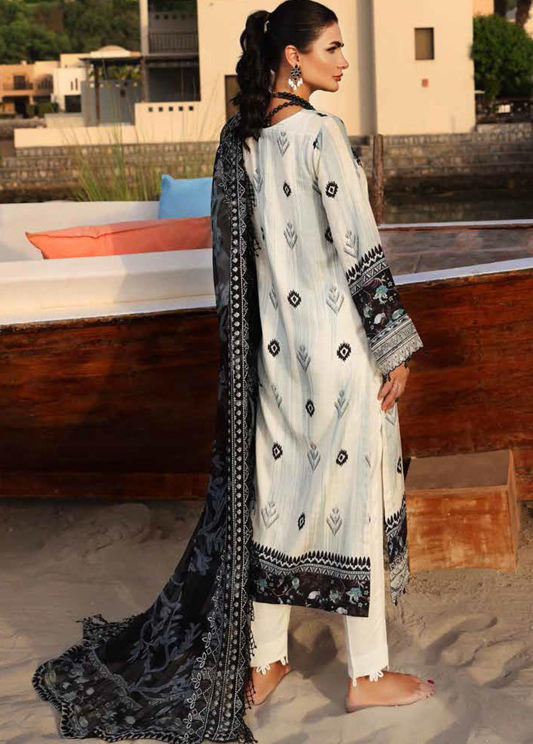 Gardenia By Nureh Embroidered Linen Suits Unstitched 3 Piece NU22LN NSG-71 - Winter Collection