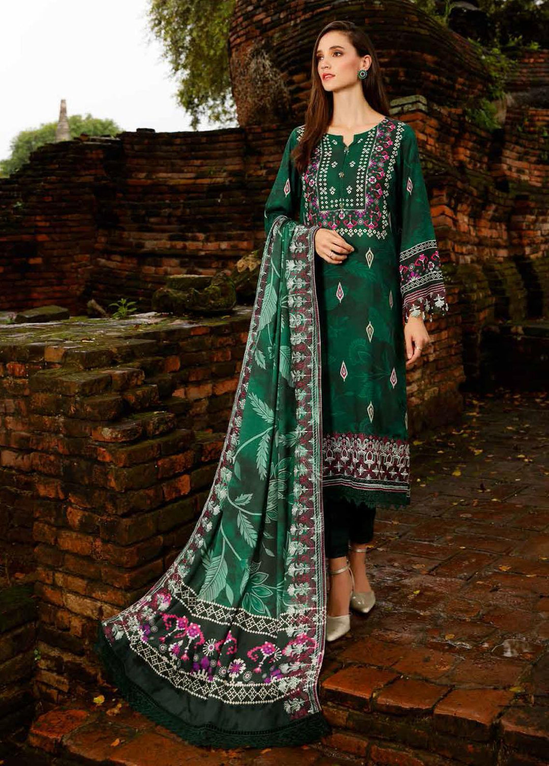 Gardenia By Nureh Embroidered Linen Suits Unstitched 3 Piece NU22GE NWG-77 - Winter Collection