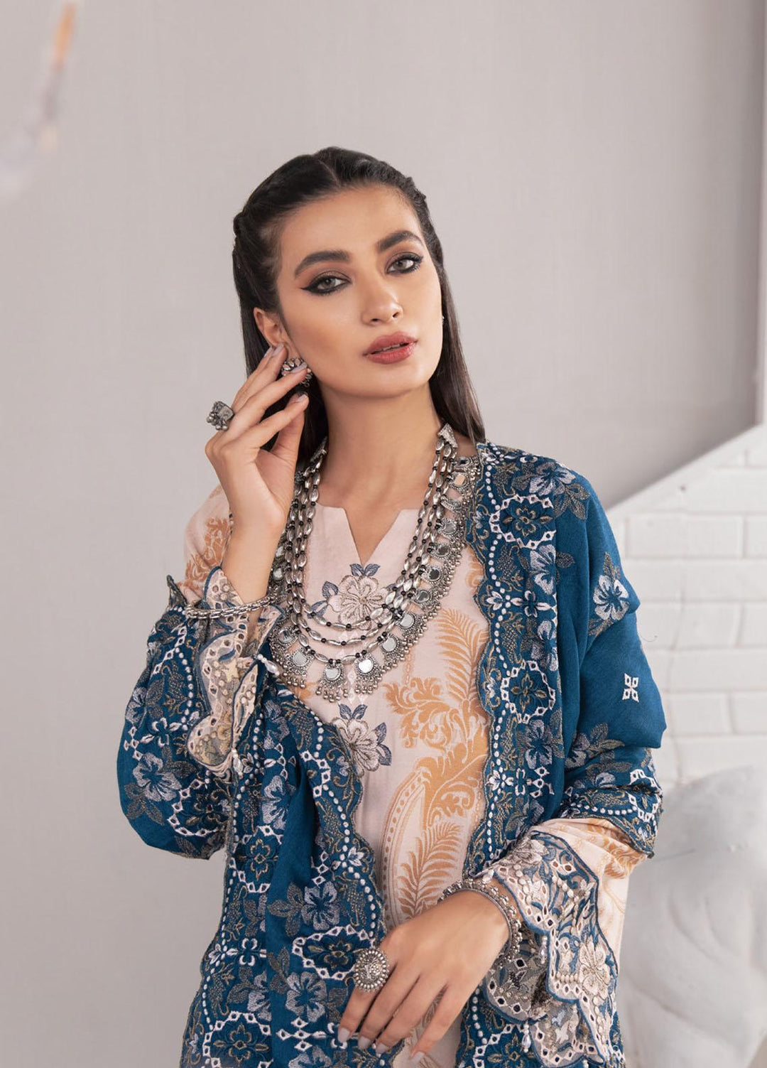 Nureh Embroidered Jacquard Leather Peach Suits Unstitched 3 Piece NU21JL J-07 - Winter Collection