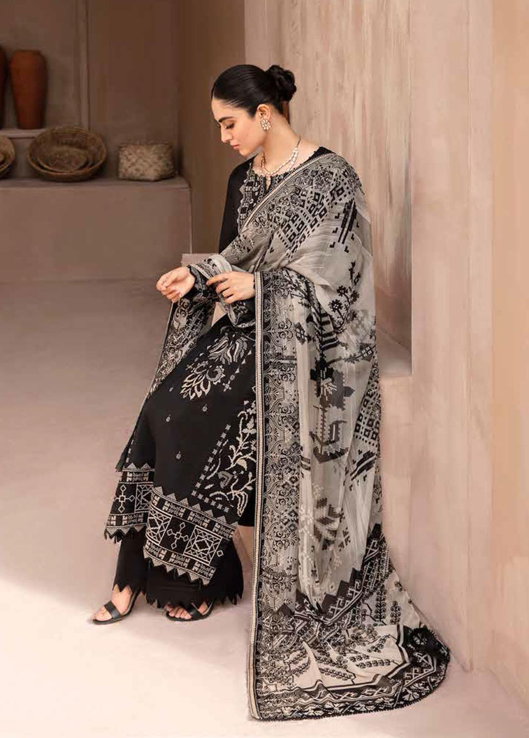 Koyal By Nureh Embroidered Lawn Suits Unstitched 3 Piece NU22K NM-01 - Black & White Collection