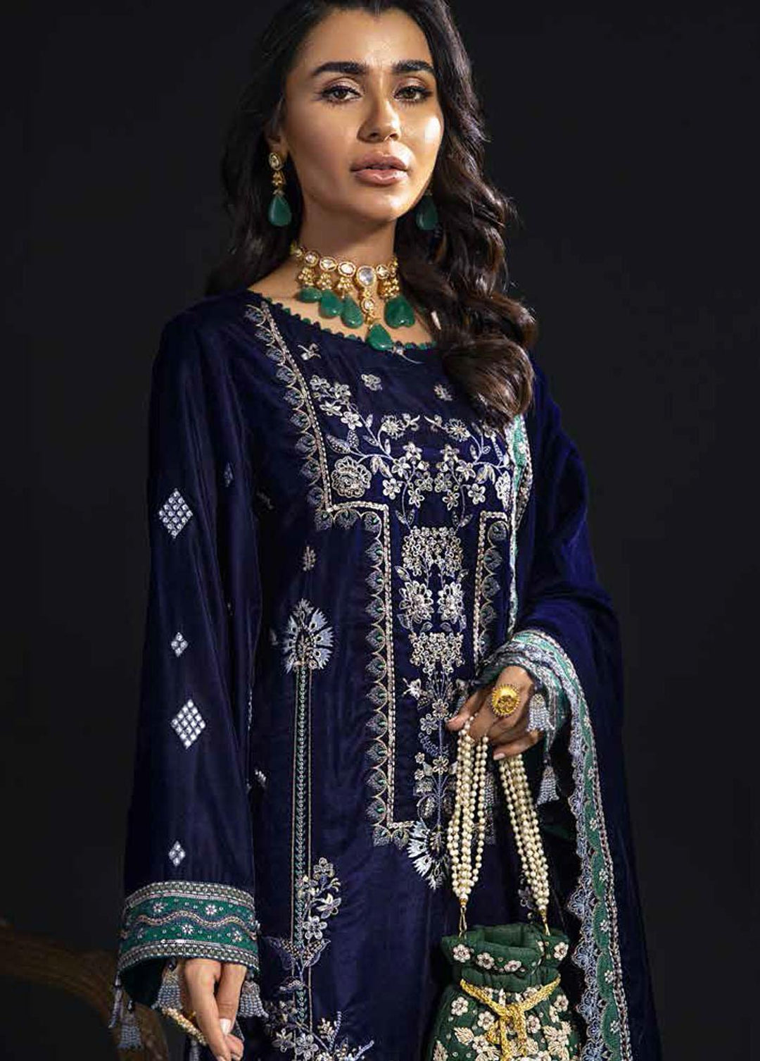 Maya By Nureh Embroidered Velvet Suits Unstitched 3 Piece NU21MV NV-11 Elizabeth - Winter Collection