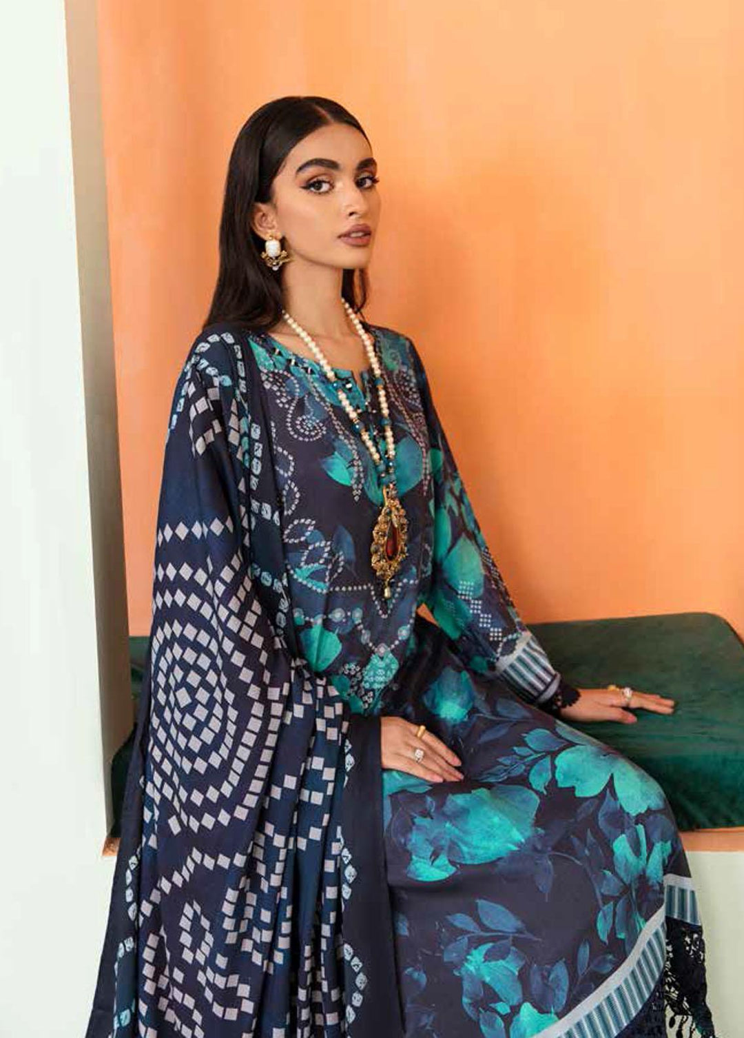 Nureh Printed Marina Suits Unstitched 3 Piece NU22FW SP-20 - Winter Collection