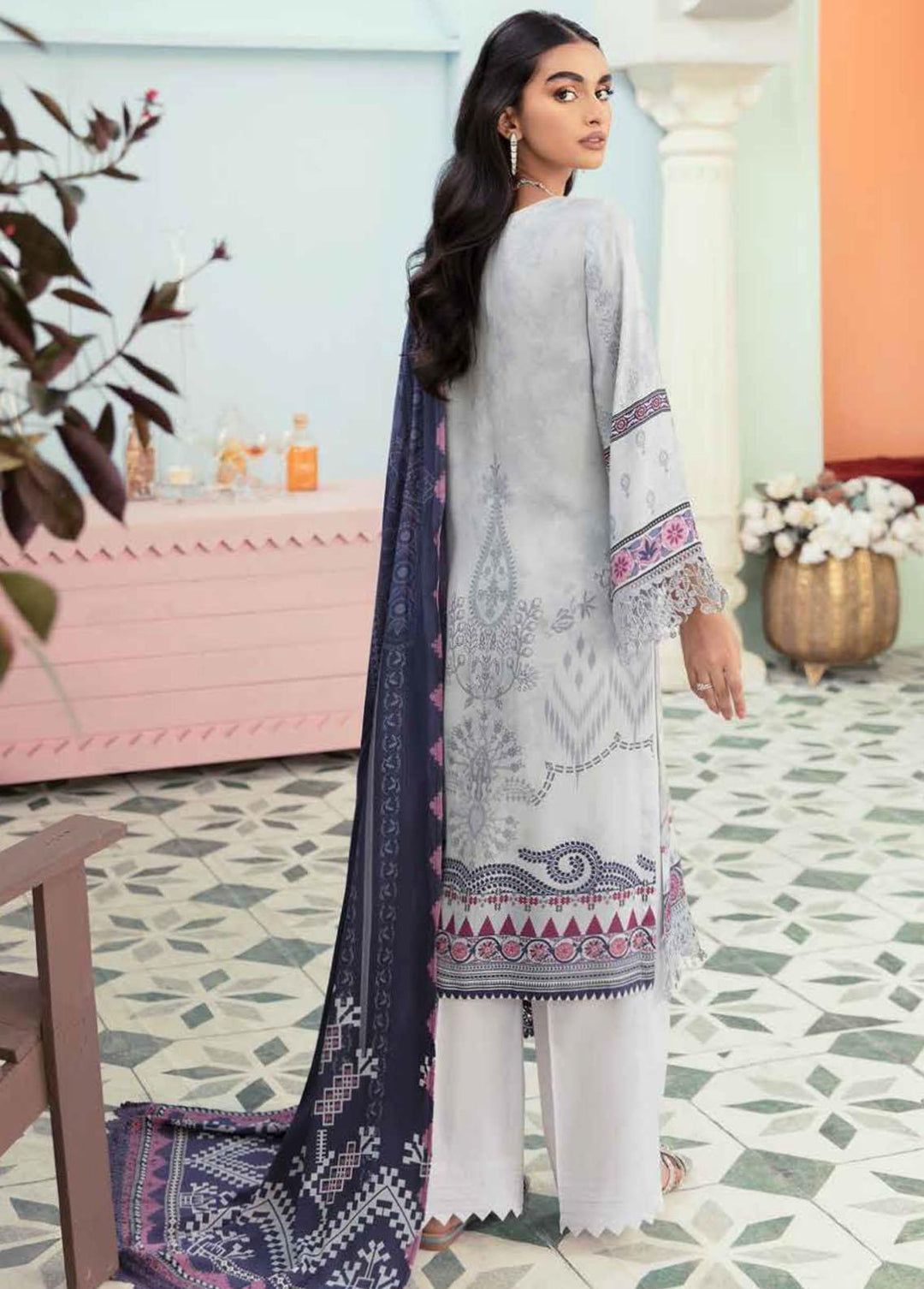 Nureh Printed Marina Suits Unstitched 3 Piece NU22FW SP-22 - Winter Collection