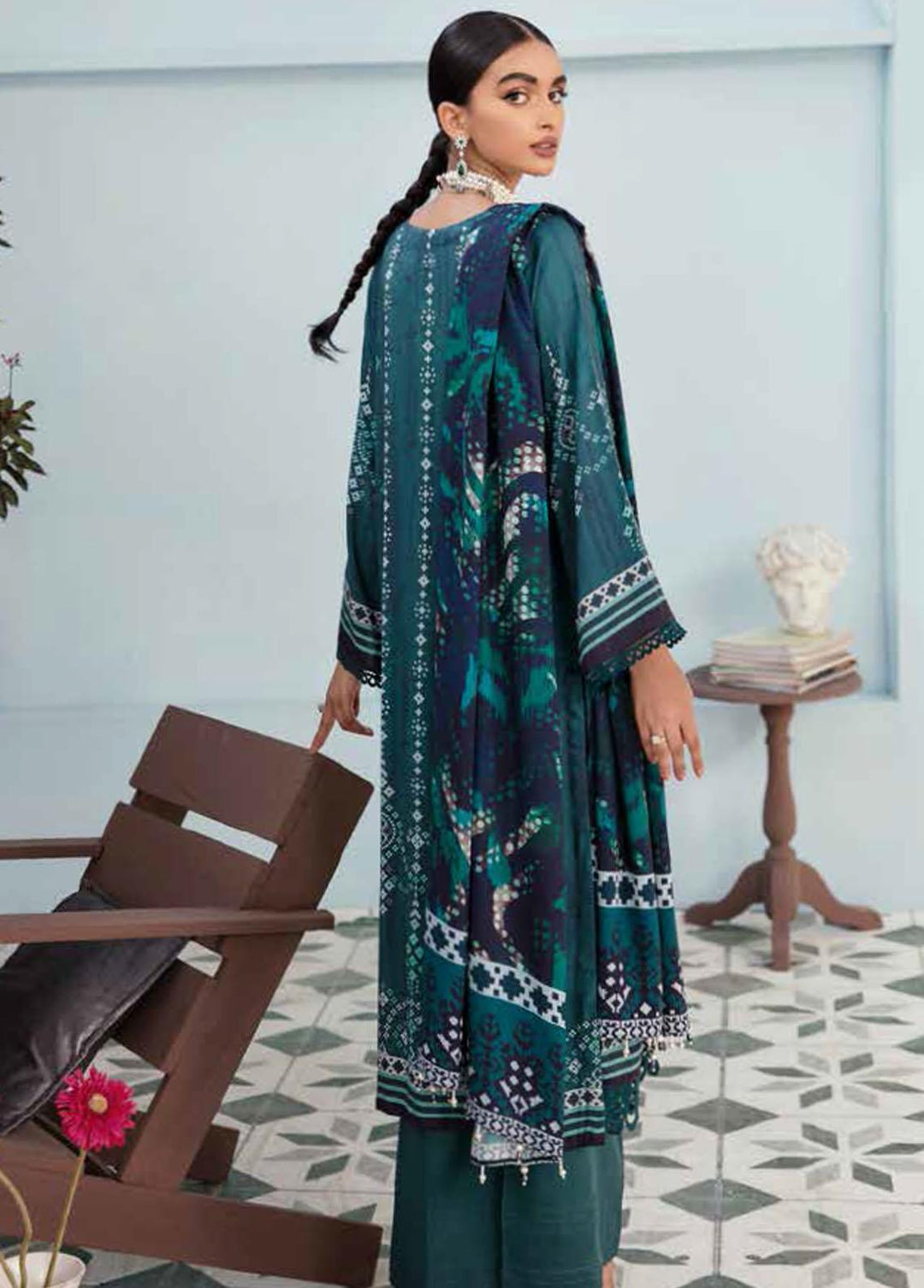Nureh Printed Marina Suits Unstitched 3 Piece NU22FW SP-24 - Winter Collection