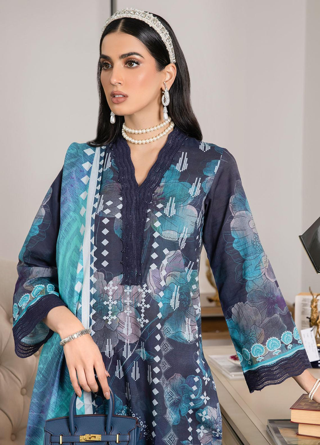 Signature Prints By Nureh Printed Khaddar Suits Unstitched 3 Piece NU22PK SP-27 - Winter Collection