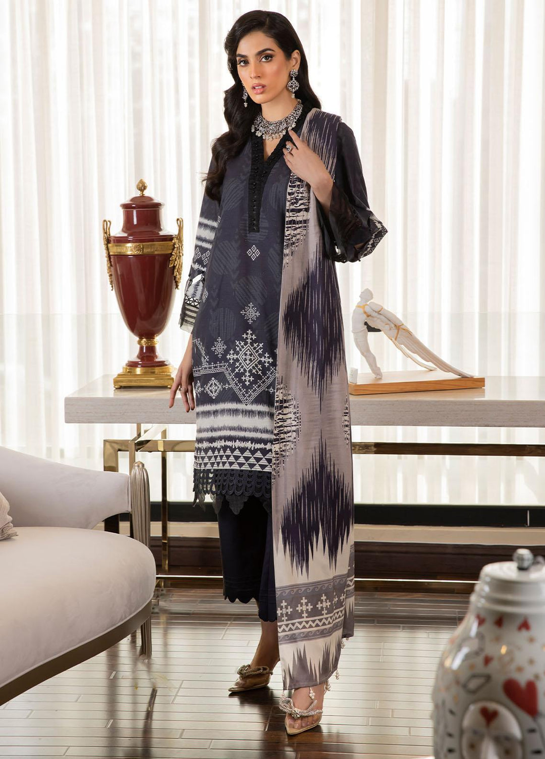 Signature Prints By Nureh Printed Khaddar Suits Unstitched 3 Piece NU22PK SP-30 - Winter Collection