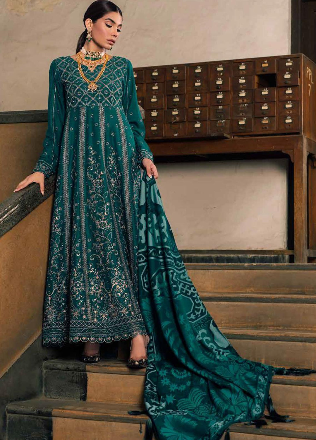 Nureh Embroidered Leather Peach Suits Unstitched 3 Piece NU22LP NEP-03 - Winter Collection