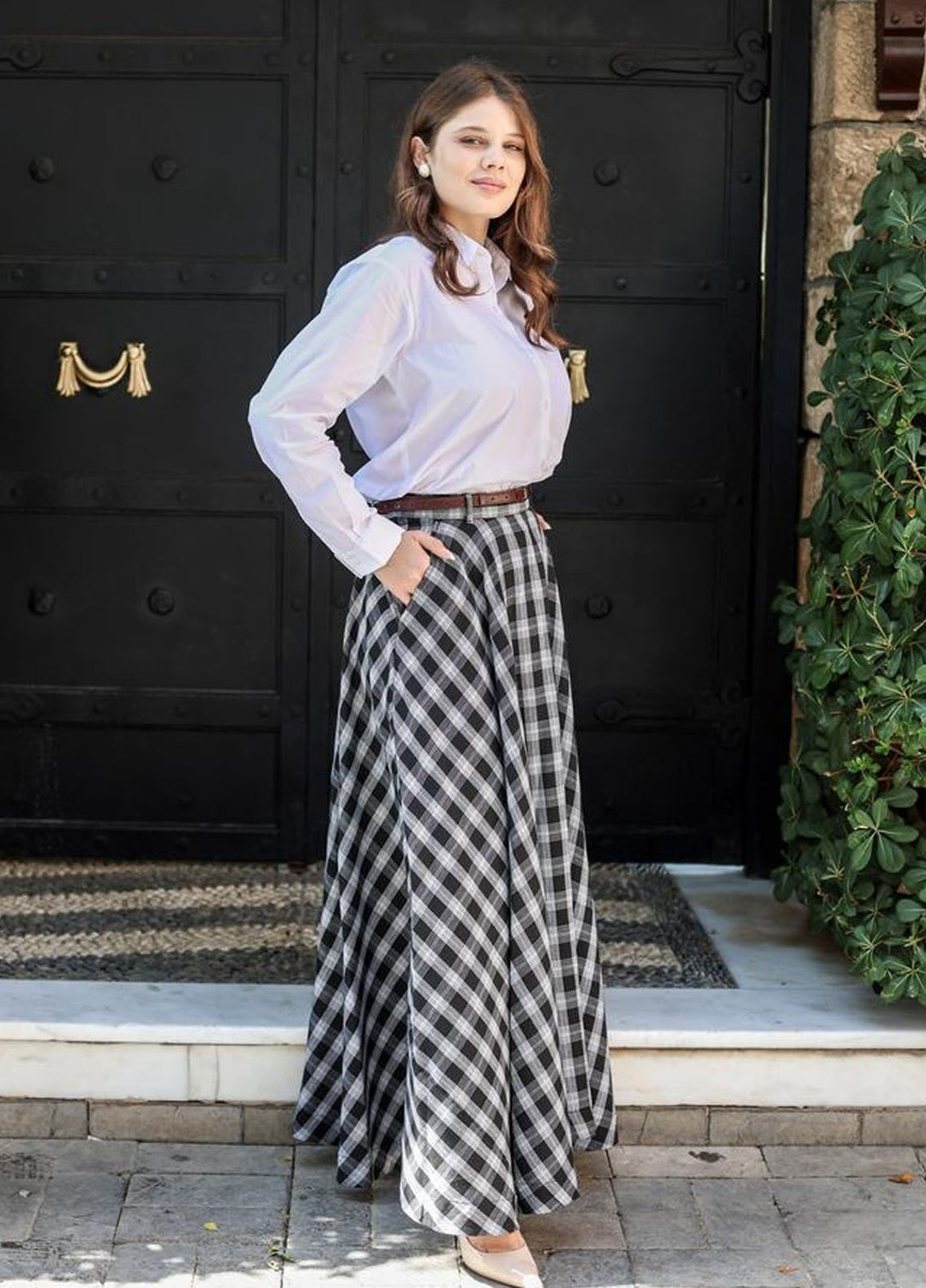 Old Money by Apricocia Pret Printed Cotton Skirt Black Checkered Skirt
