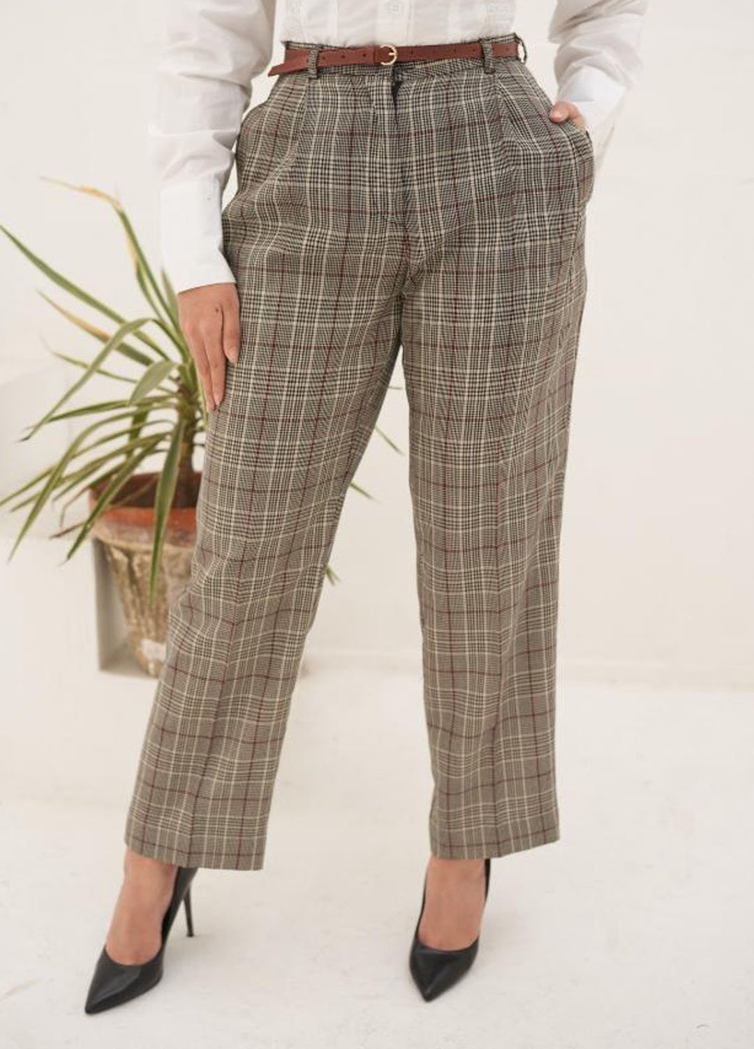 Old Money by Apricocia Pret Textured Cotton Pant Khaki Straight Pant